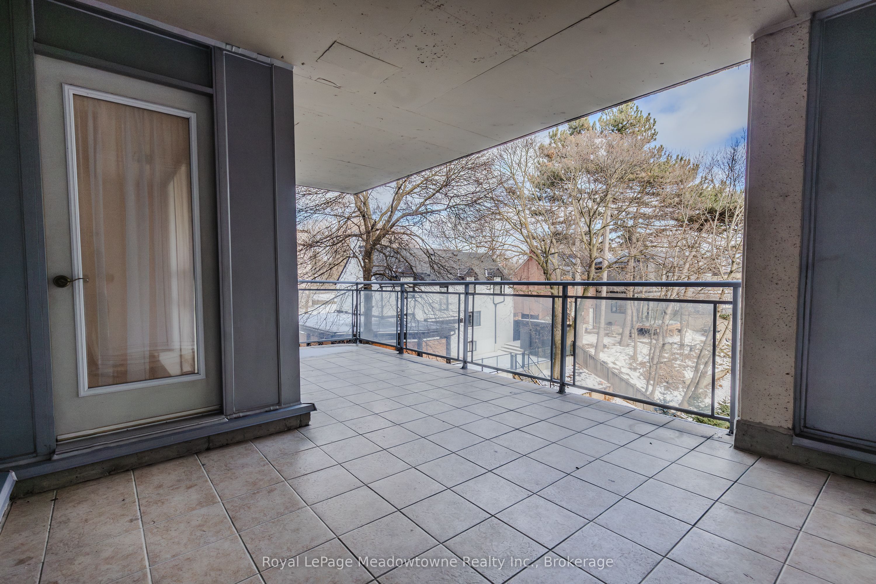 #511 - 1801 Bayview Avenue Property Photo 34