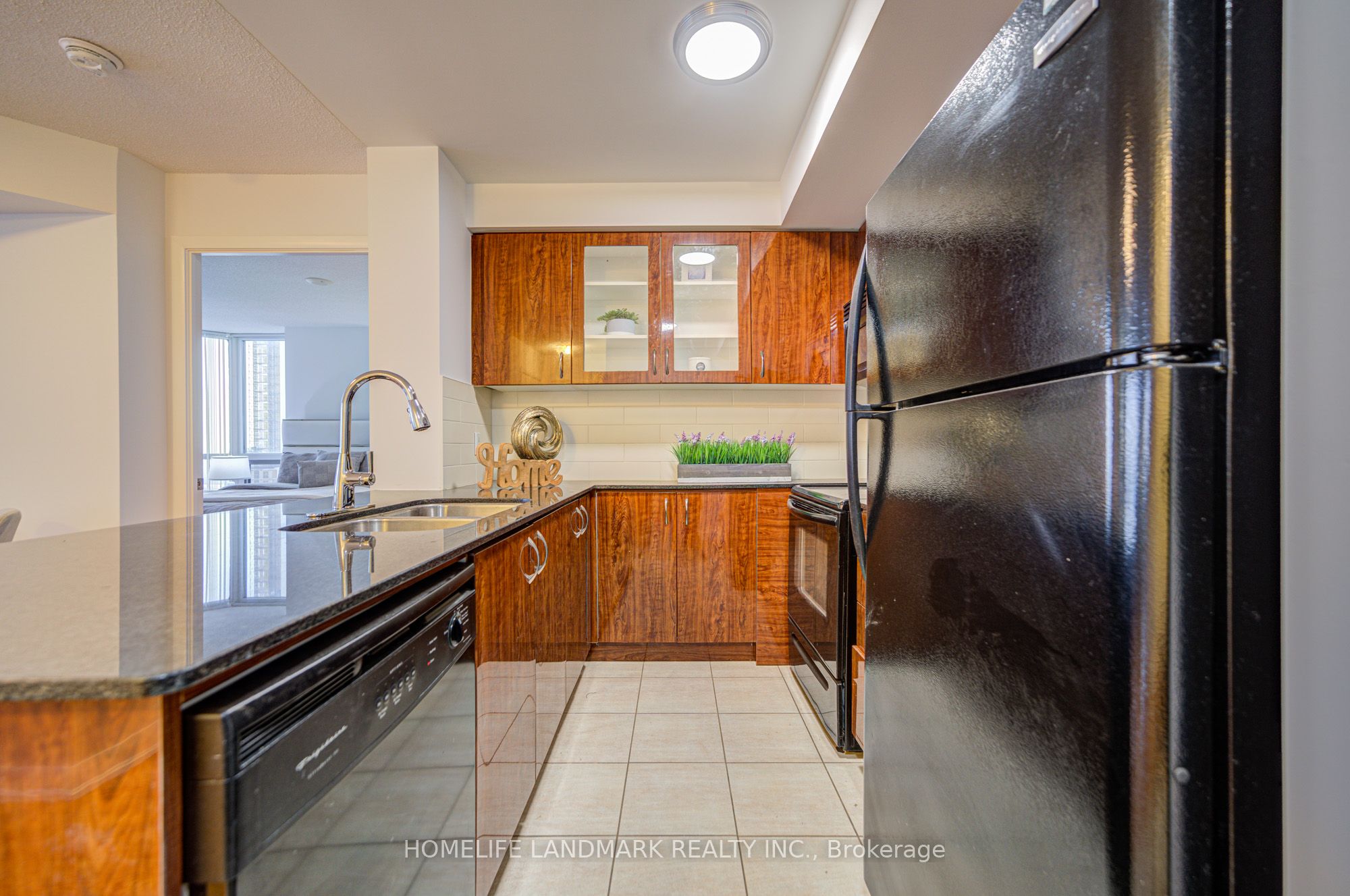#1603 - 5791 Yonge Street Property Photo 9