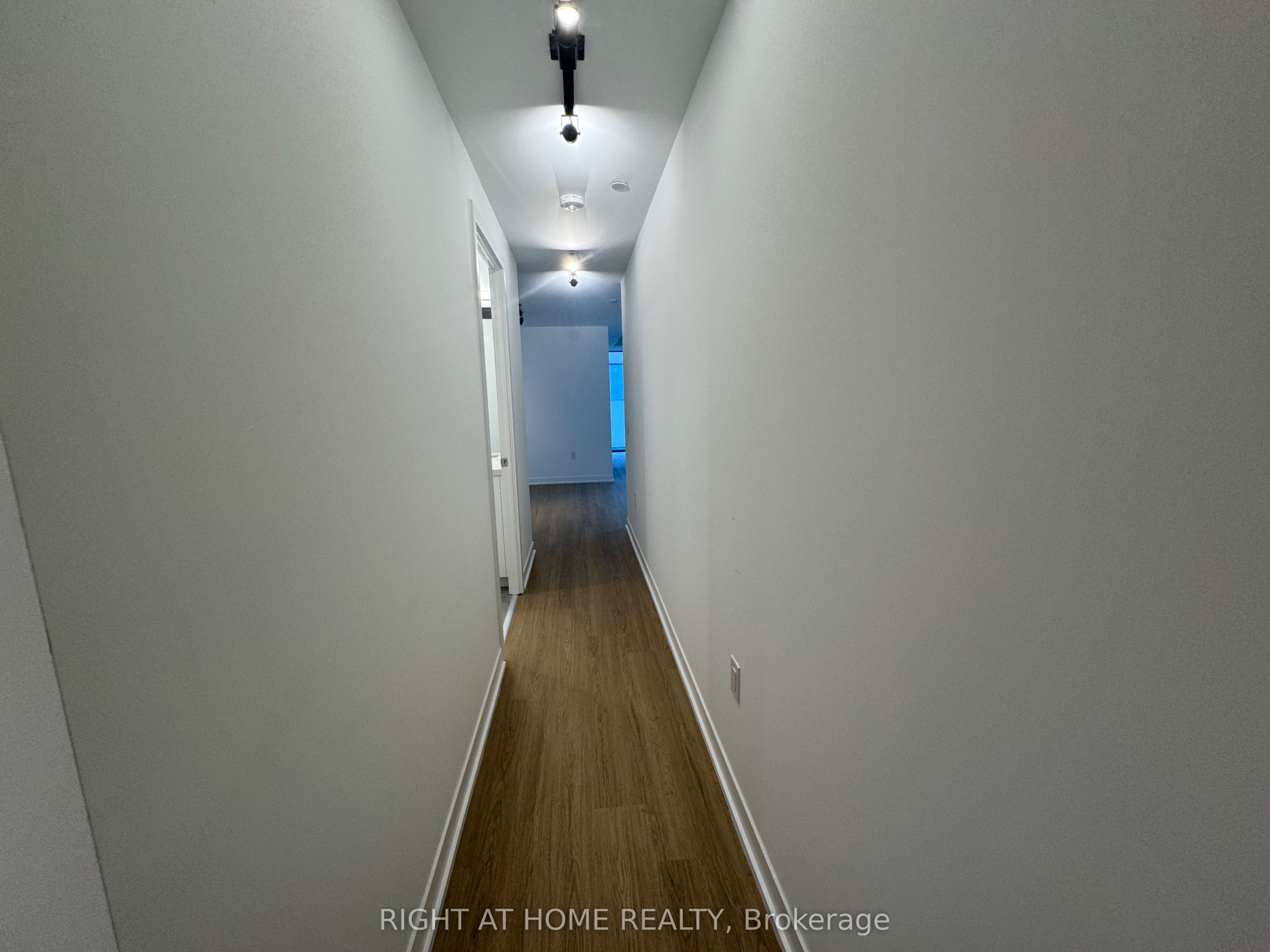 #317 - 195 Mccaul Street Property Photo 7