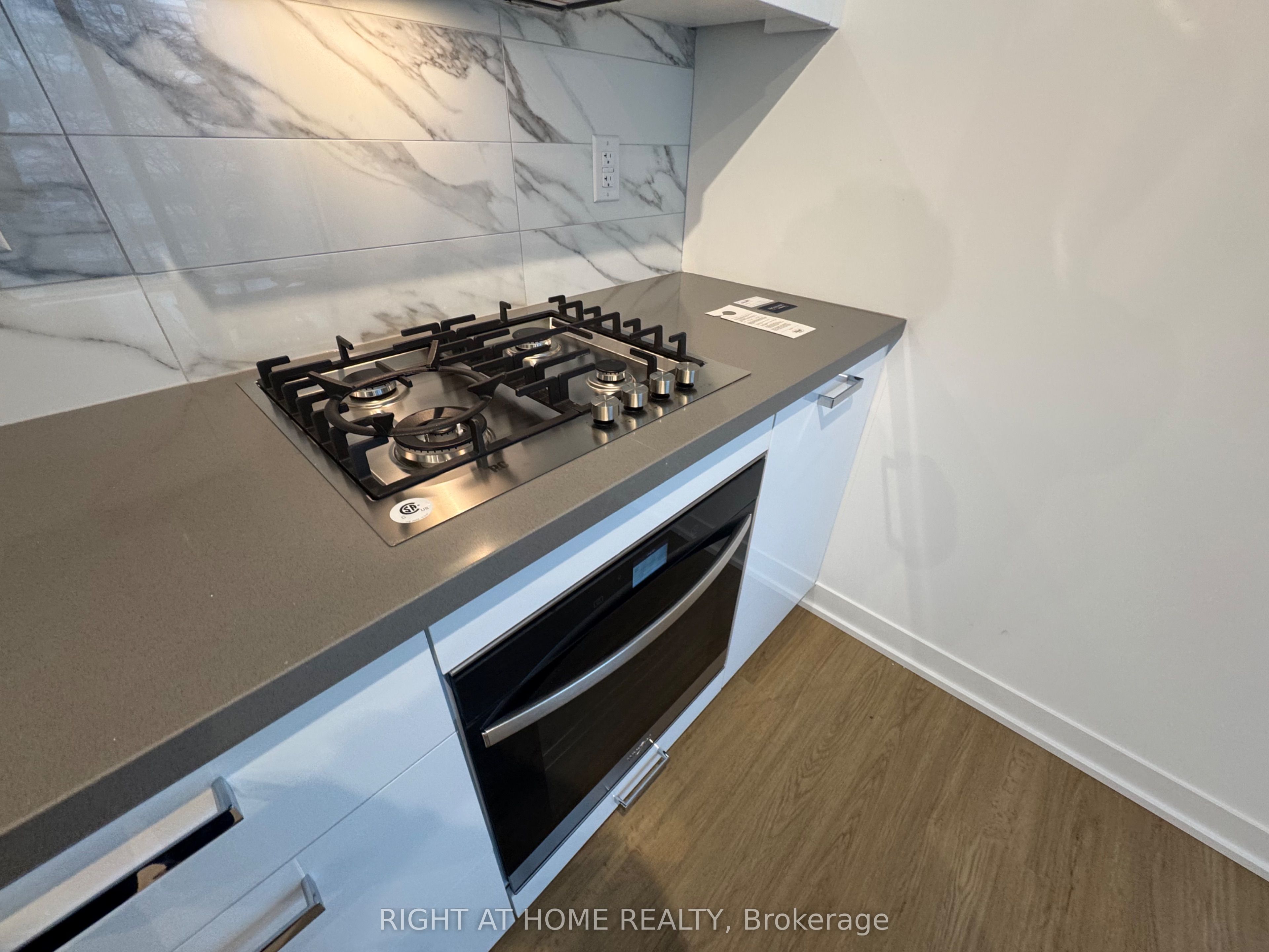 #317 - 195 Mccaul Street Property Photo 12