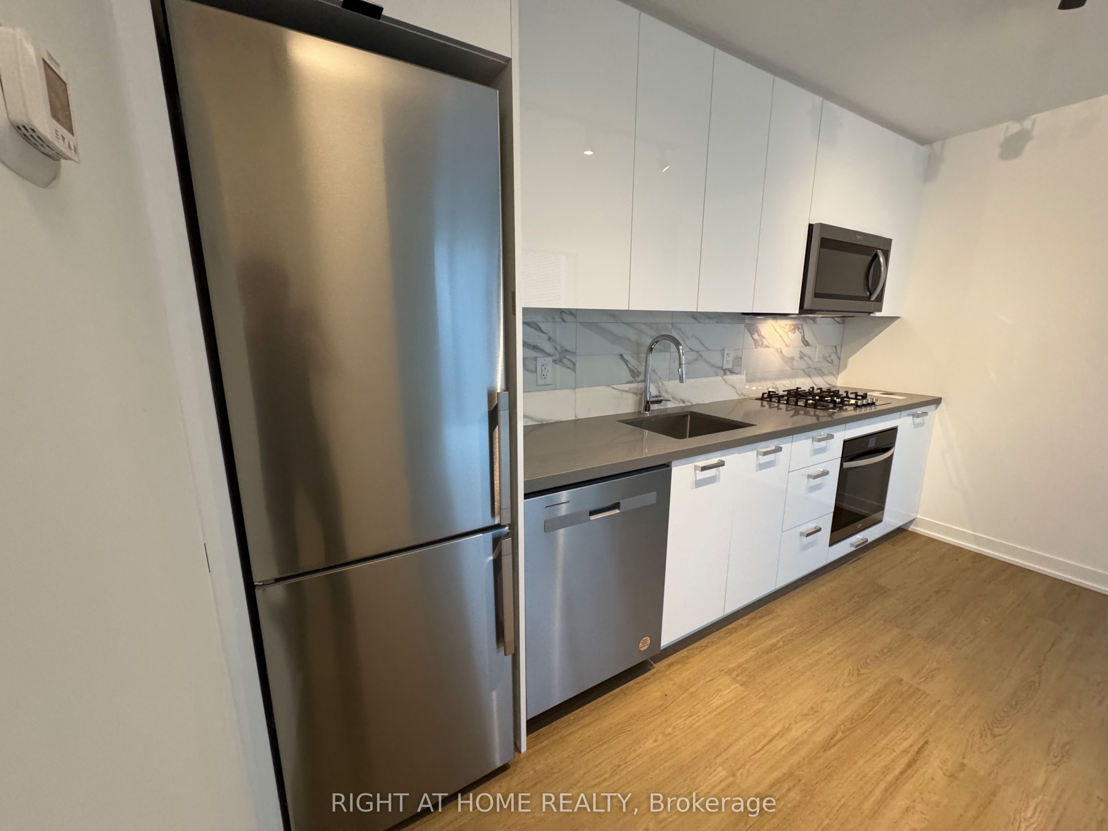 #317 - 195 Mccaul Street Property Photo 13