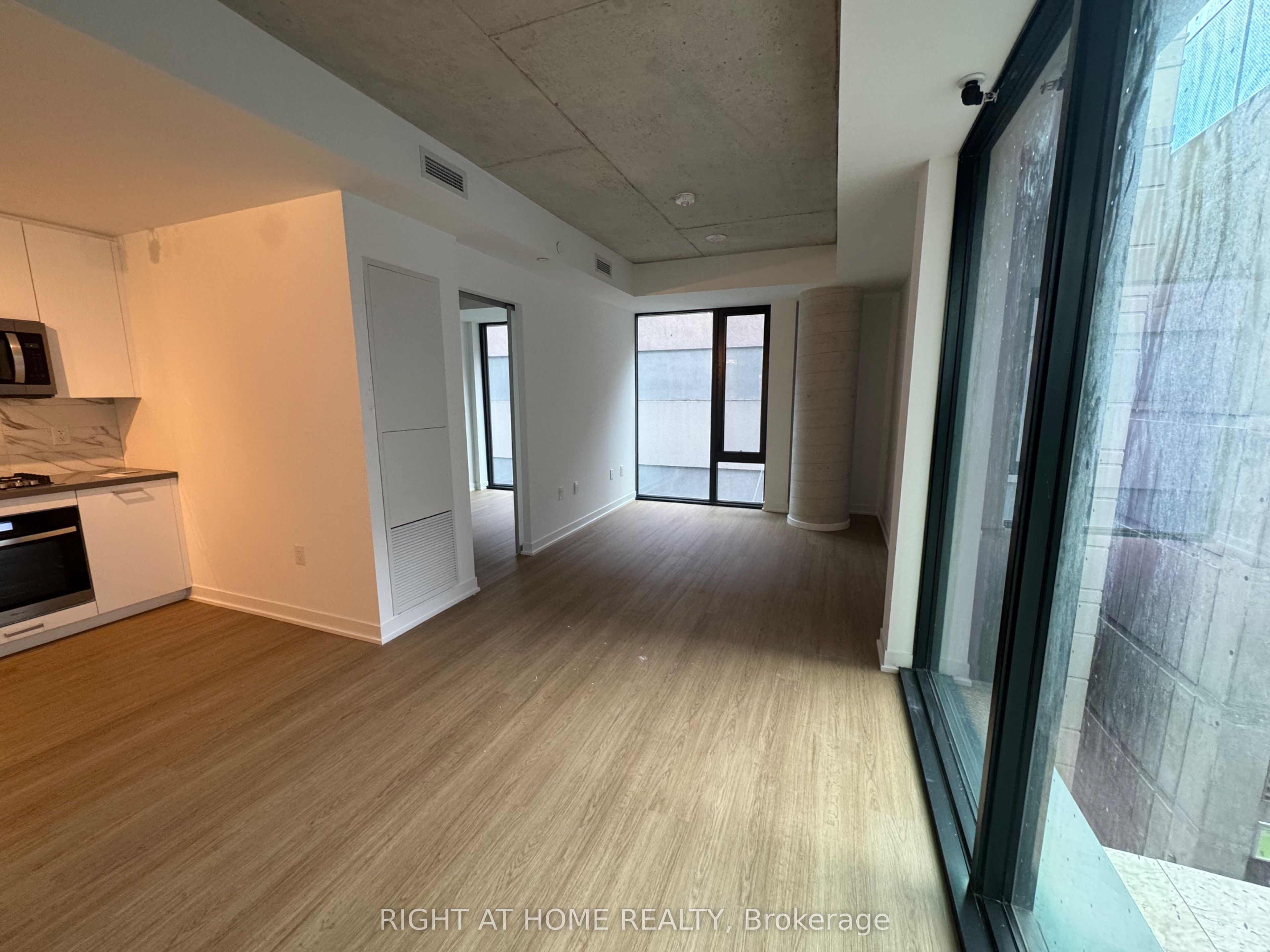#317 - 195 Mccaul Street Property Photo 15