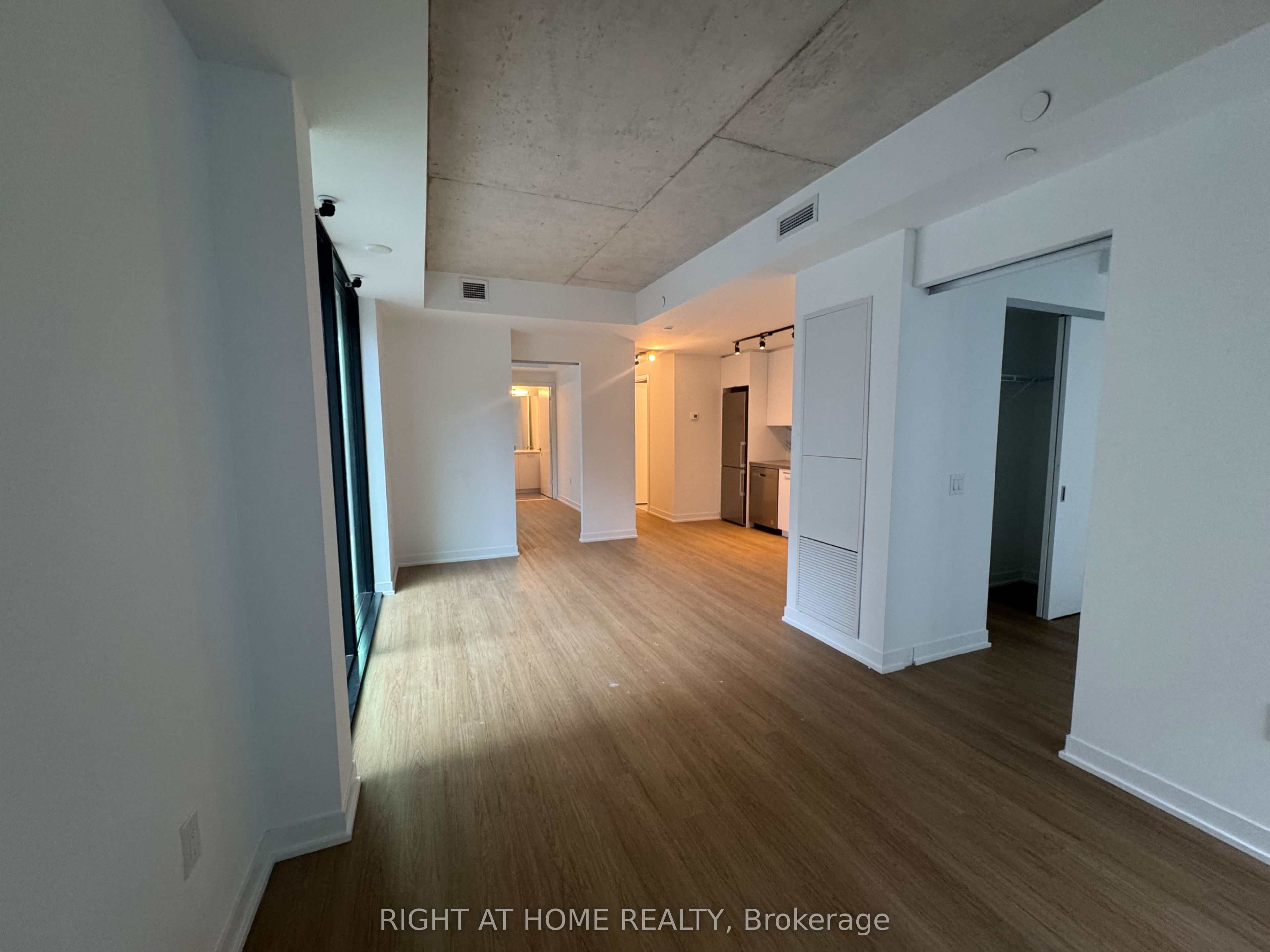 #317 - 195 Mccaul Street Property Photo 16