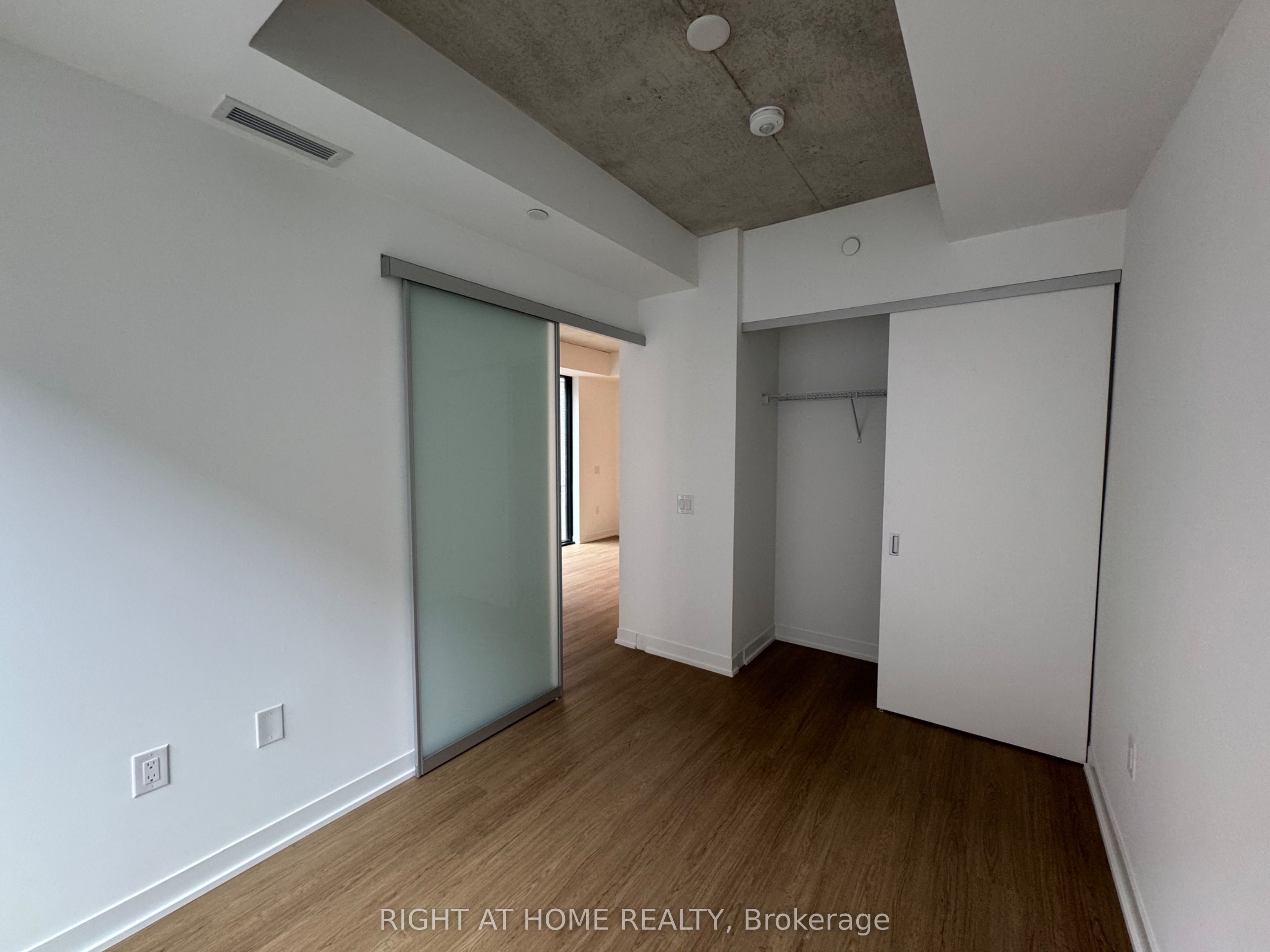 #317 - 195 Mccaul Street Property Photo 24