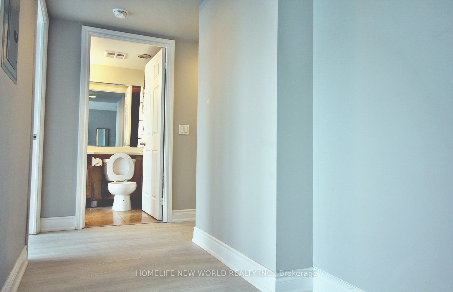#3613 - 763 Bay Street Property Photo 4