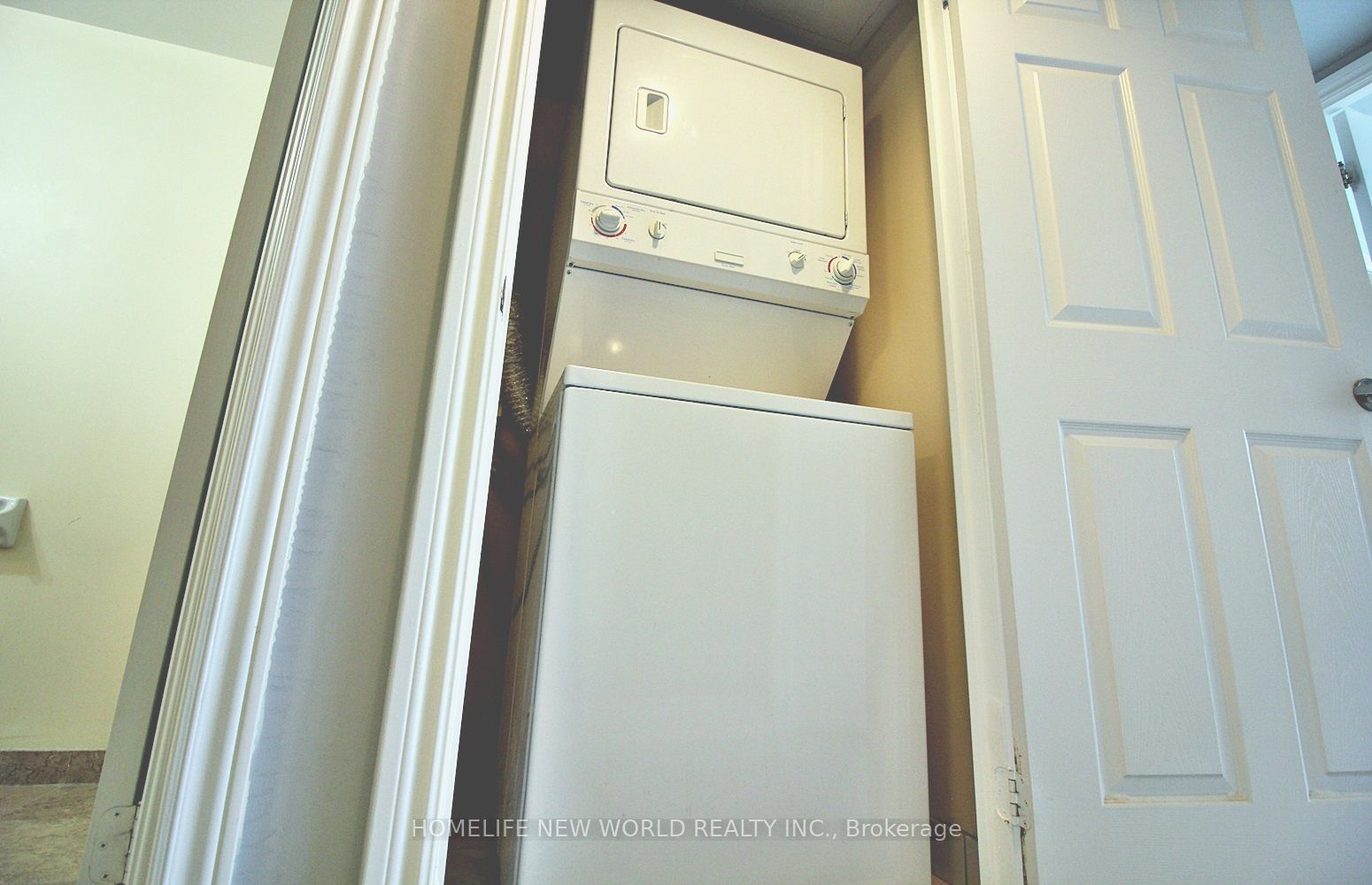 #3613 - 763 Bay Street Property Photo 10