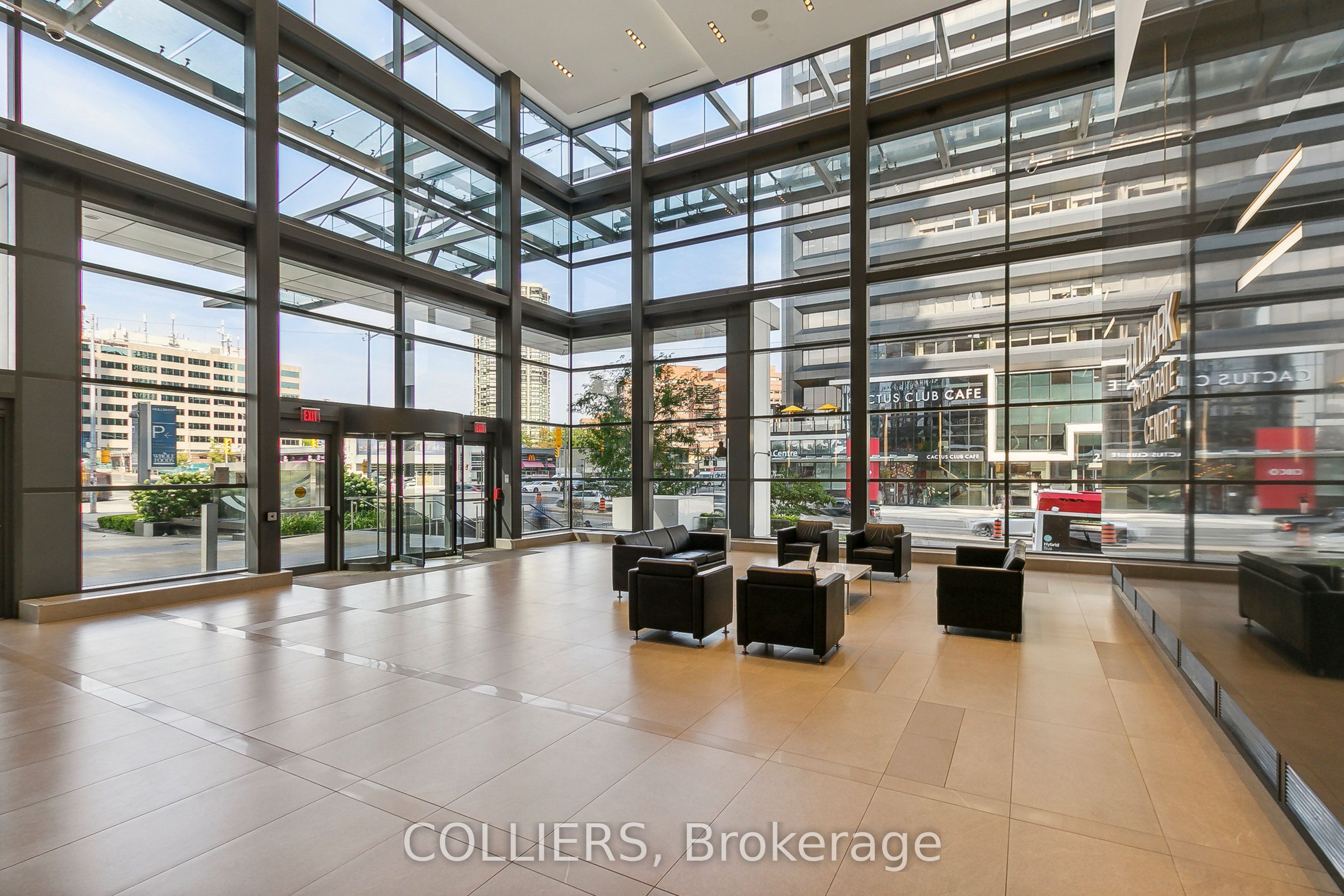 #1014 - 4789 Yonge Street Property Photo 3
