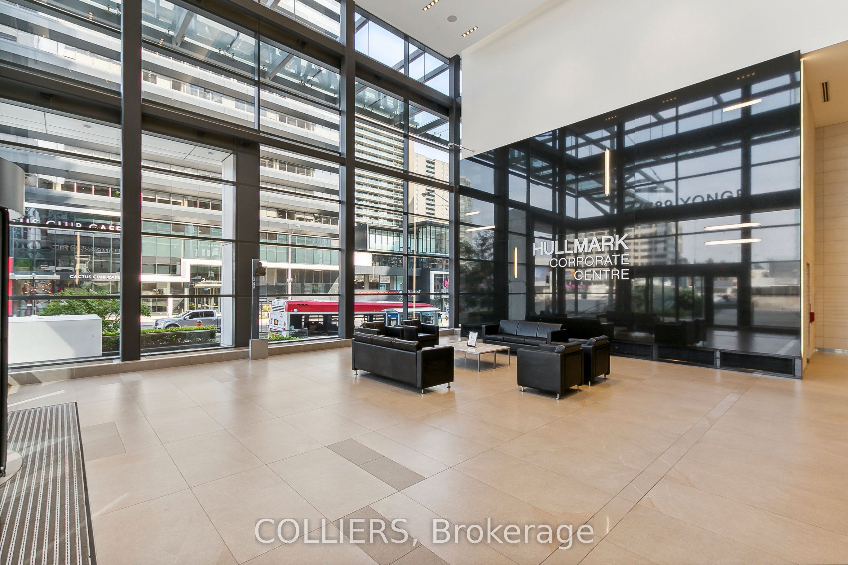 #1014 - 4789 Yonge Street Property Photo 4