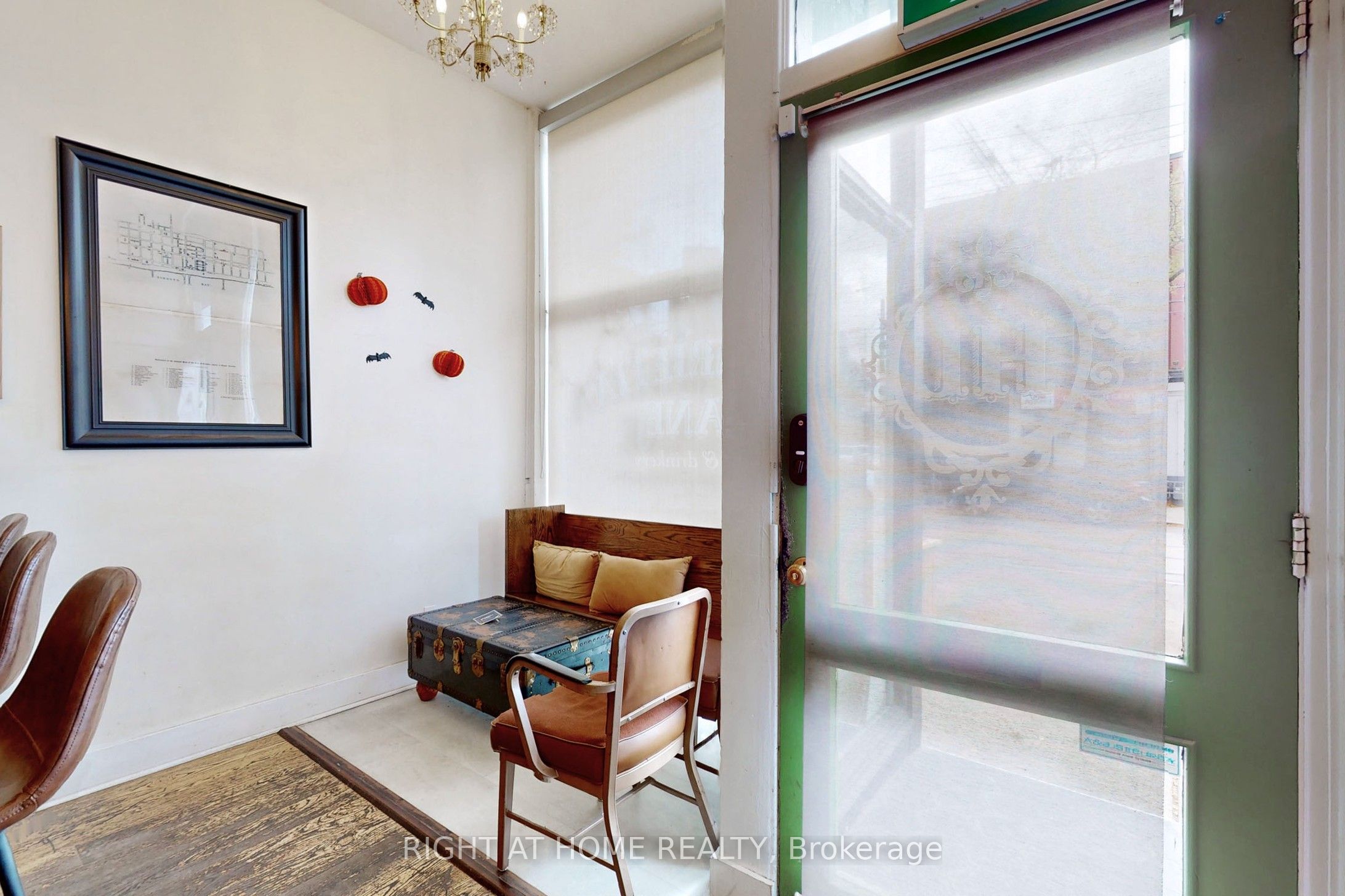 394 King Street Property Photo 14