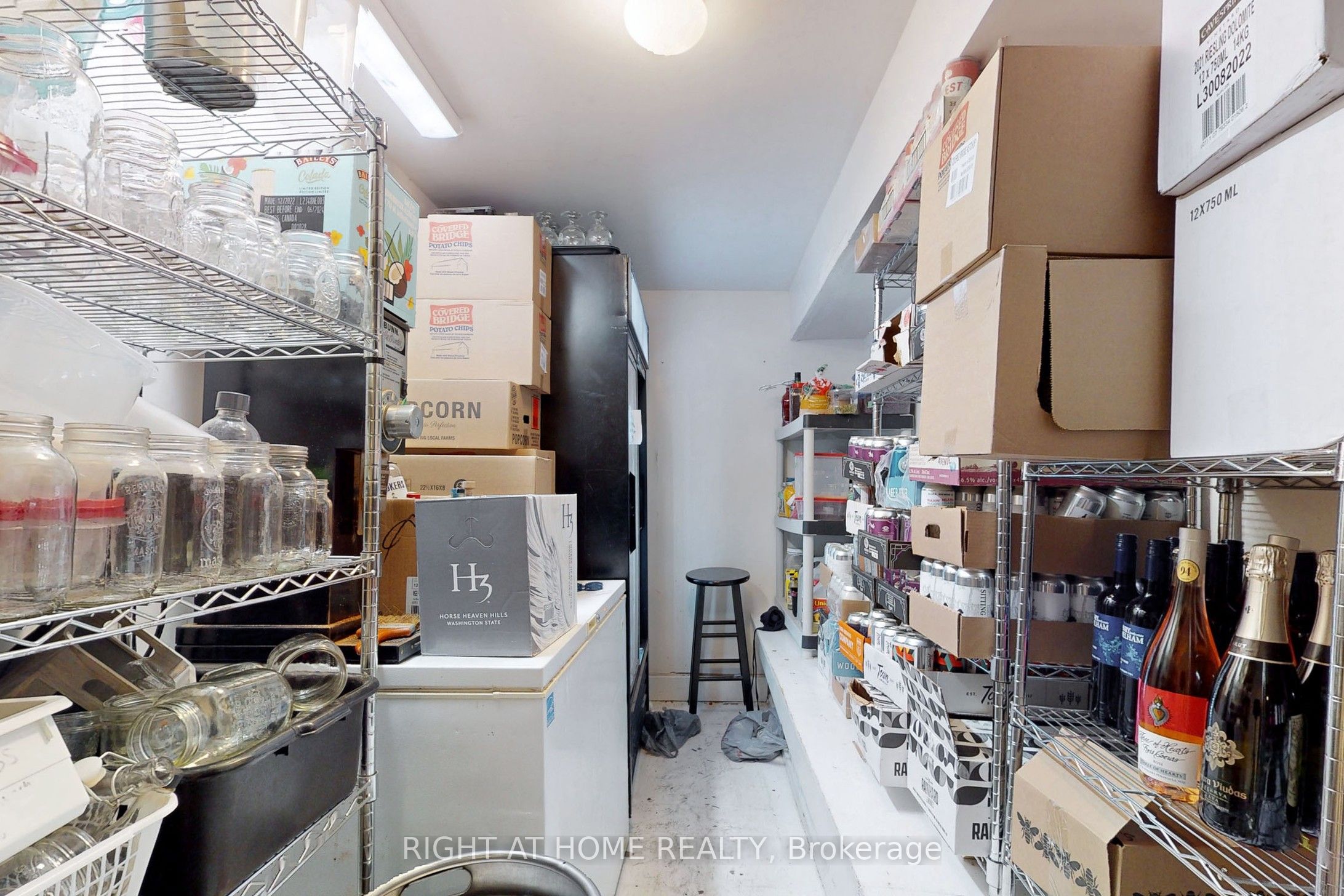 394 King Street Property Photo 19