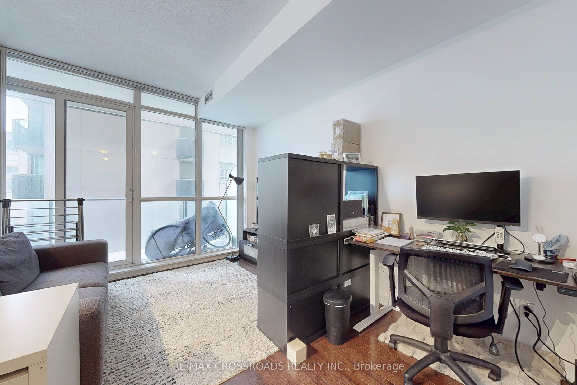 #1507 - 770 Bay Street Property Photo 3