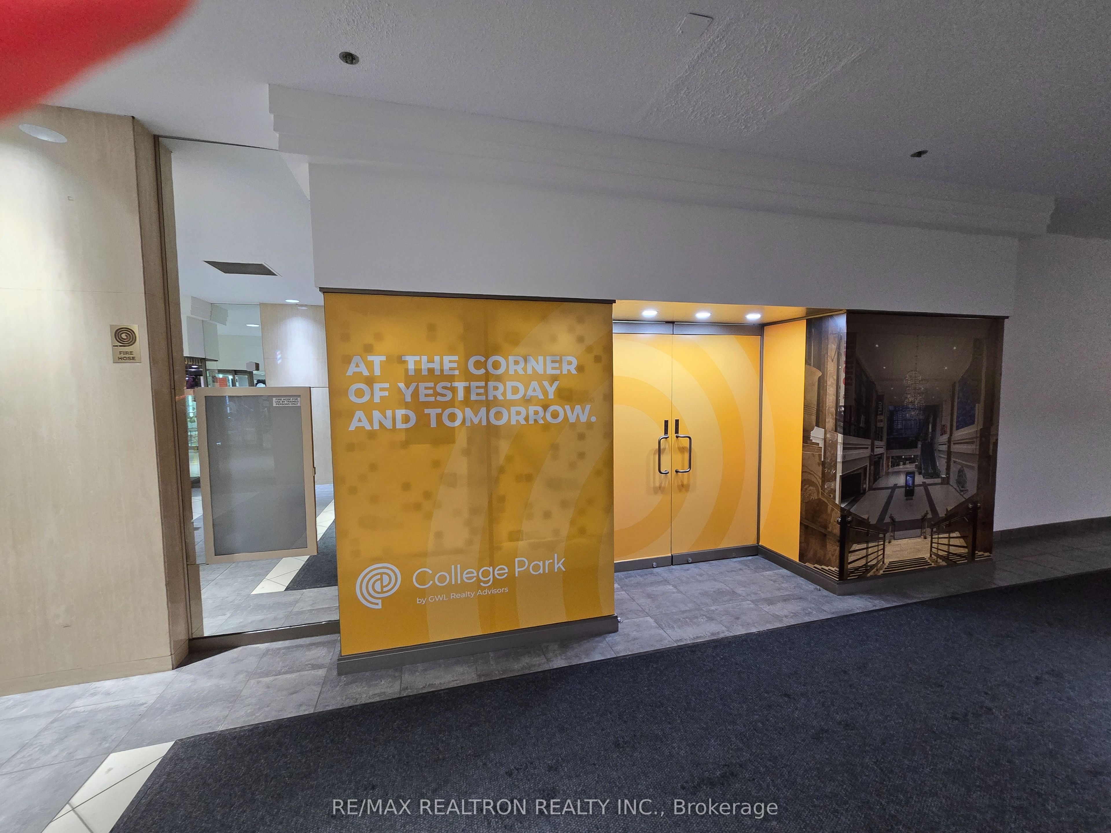 #13 - 444 Yonge Street Property Photo 1