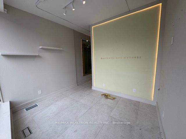 3355 Yonge Street Property Photo 2