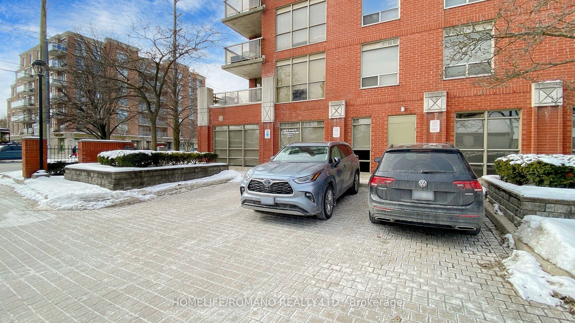 #c3 - 800 Sheppard Avenue Property Photo 2
