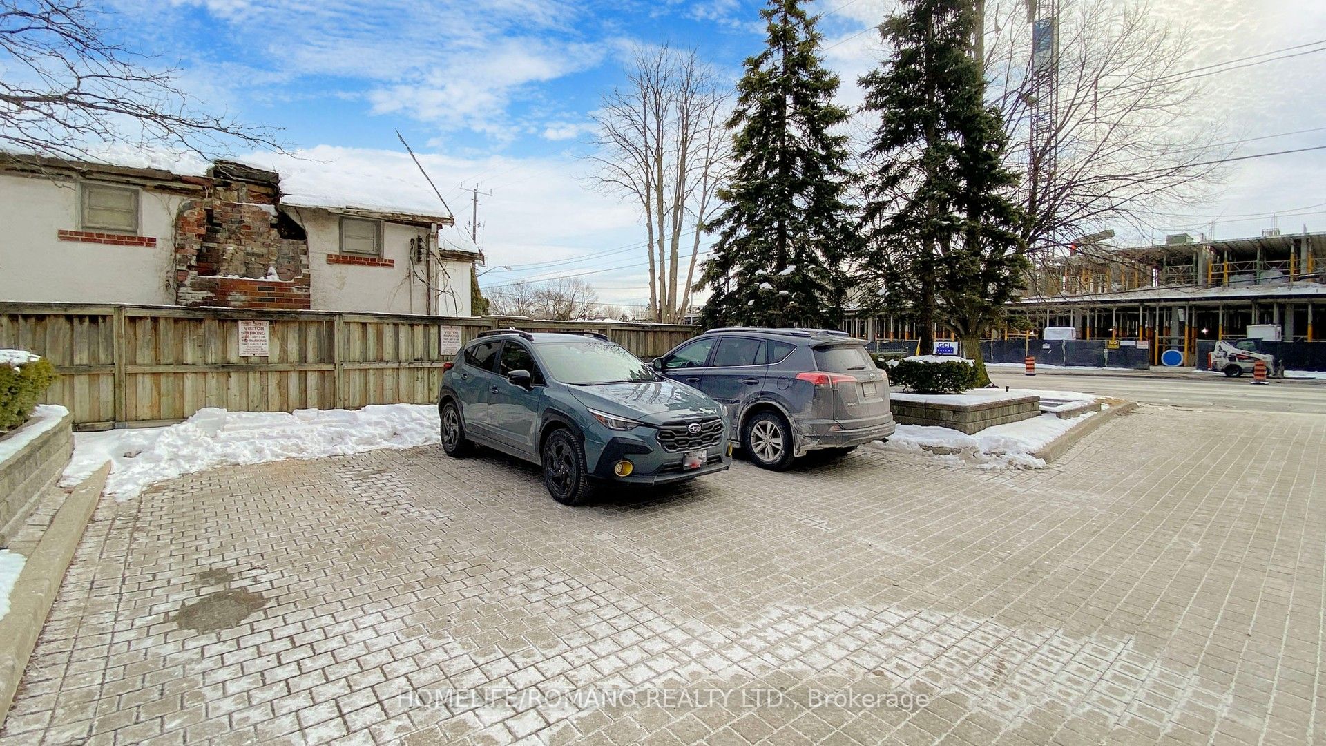 #c3 - 800 Sheppard Avenue Property Photo 3