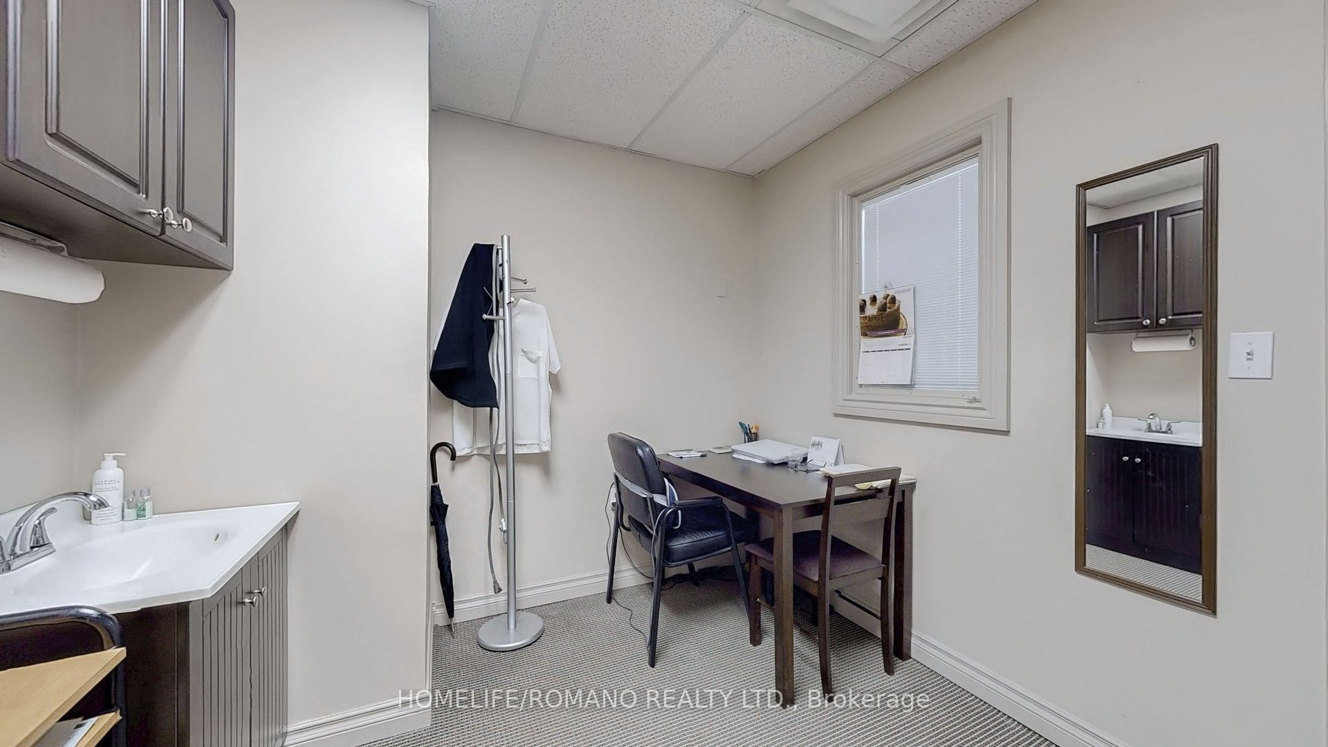 #c3 - 800 Sheppard Avenue Property Photo 11