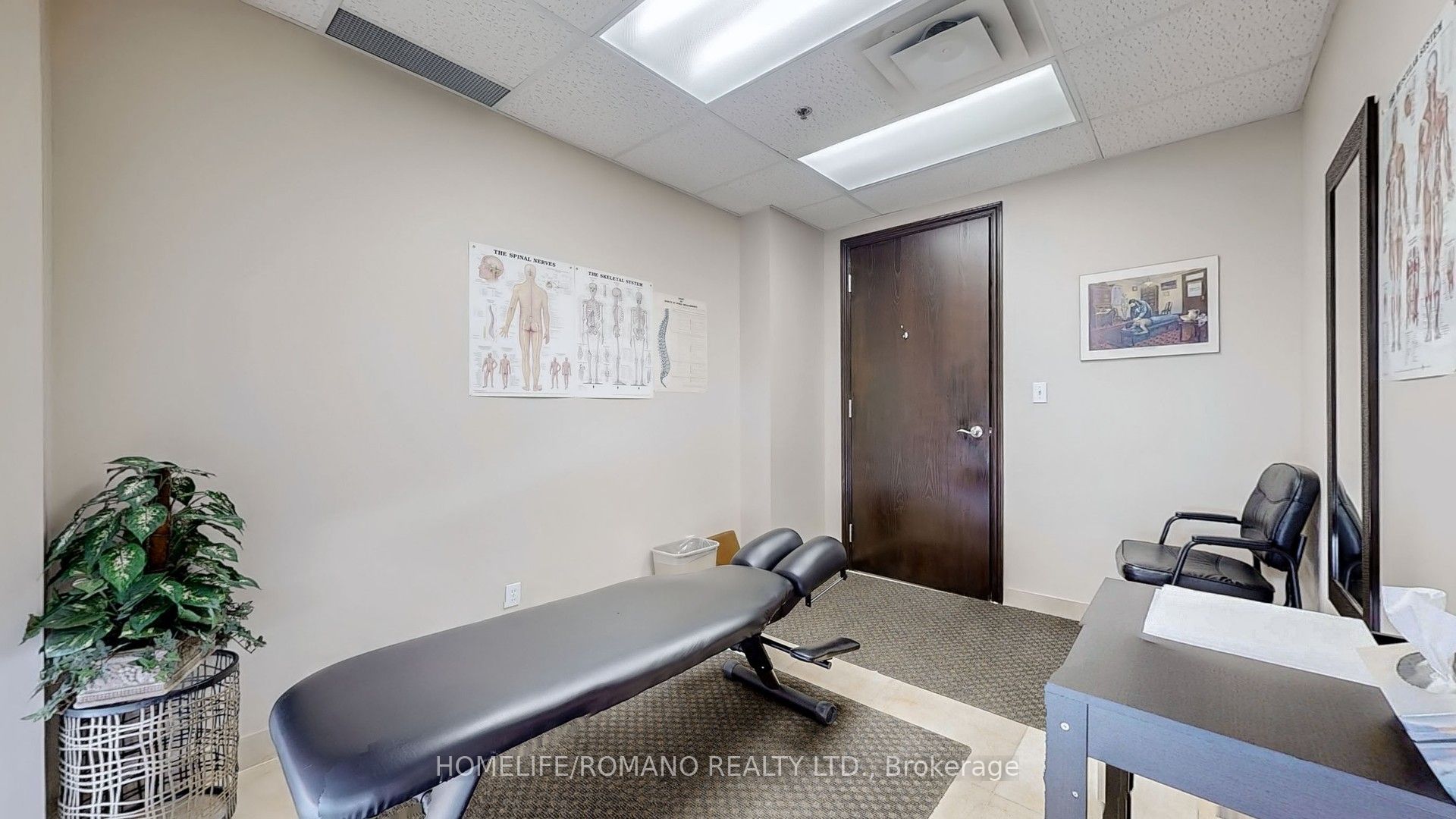 #c3 - 800 Sheppard Avenue Property Photo 15