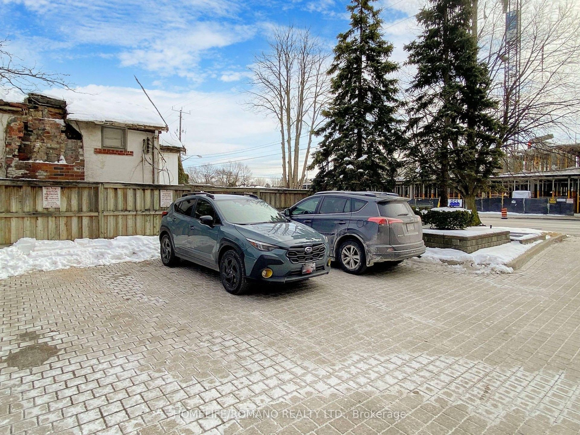 #c1 - 800 Sheppard Avenue Property Photo 5