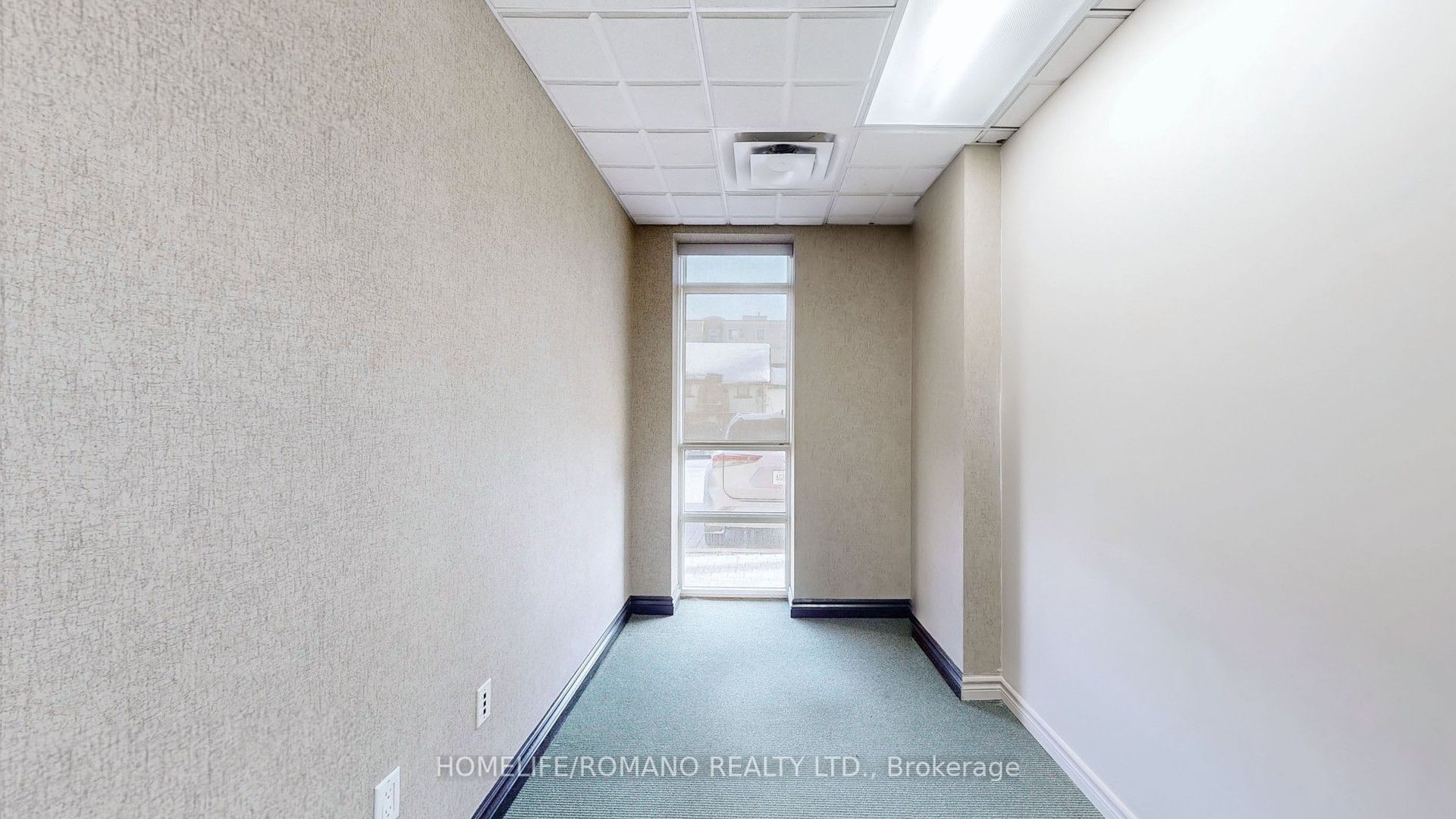 #c1 - 800 Sheppard Avenue Property Photo 15