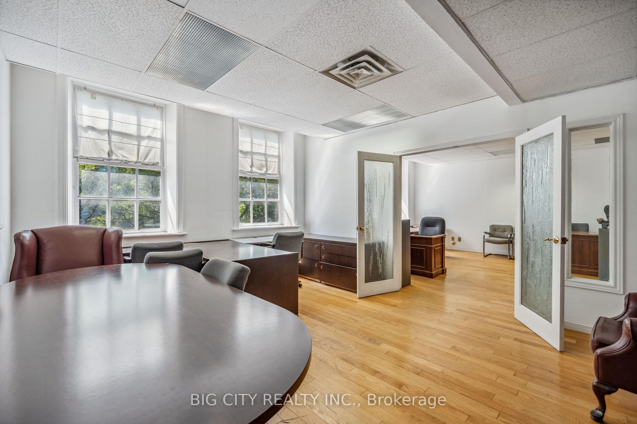 #200 - 100 Front Street Property Photo 12