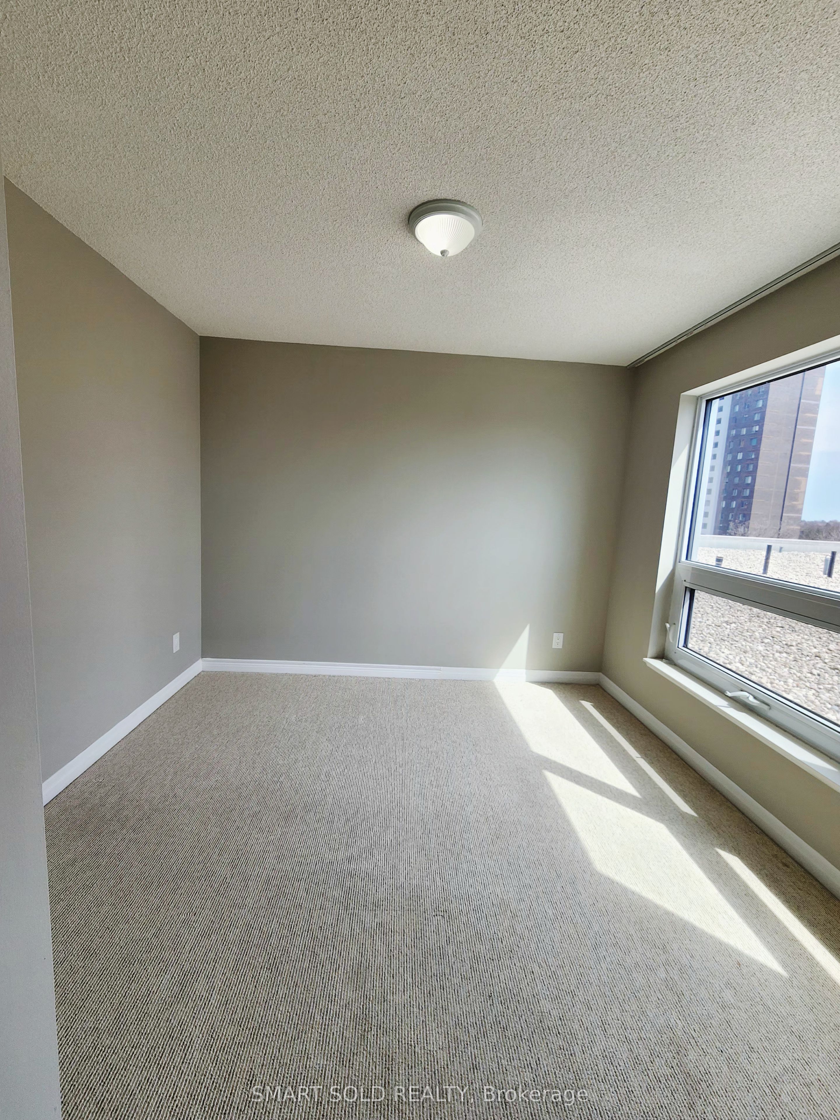 #510 - 2015 Sheppard Avenue Property Photo 8