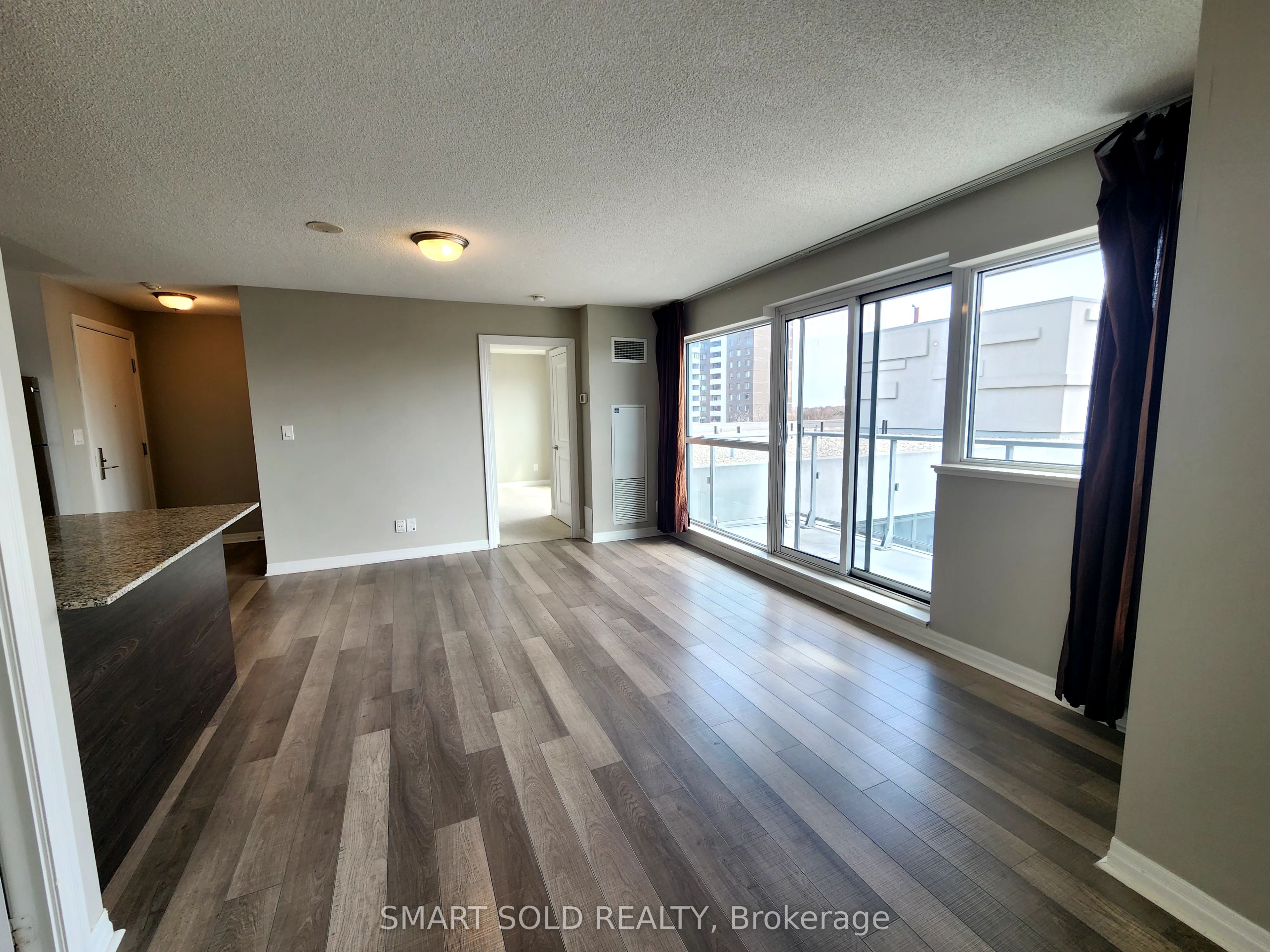 #510 - 2015 Sheppard Avenue Property Photo 10