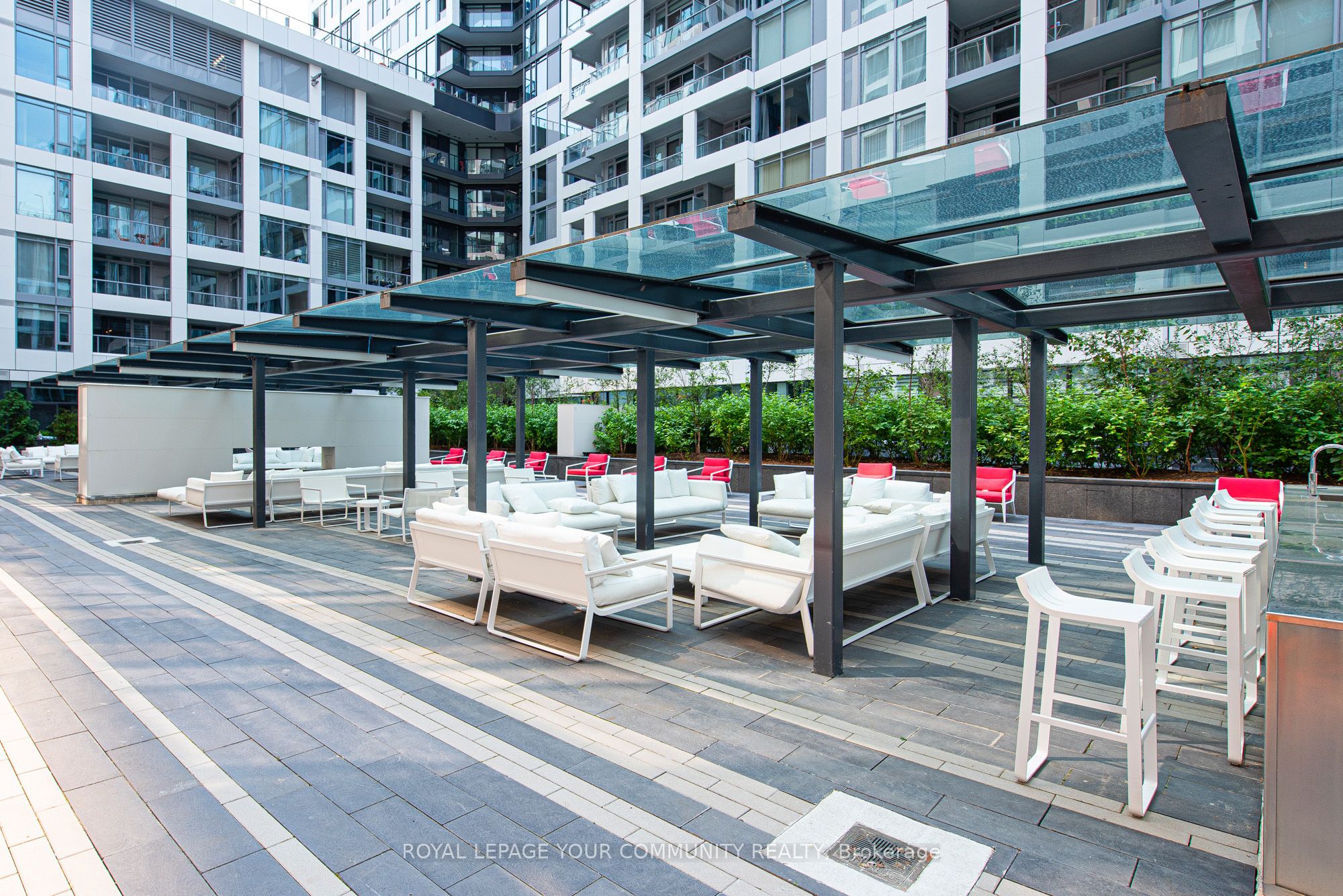 #517w - 27 Bathurst Street Property Photo 31