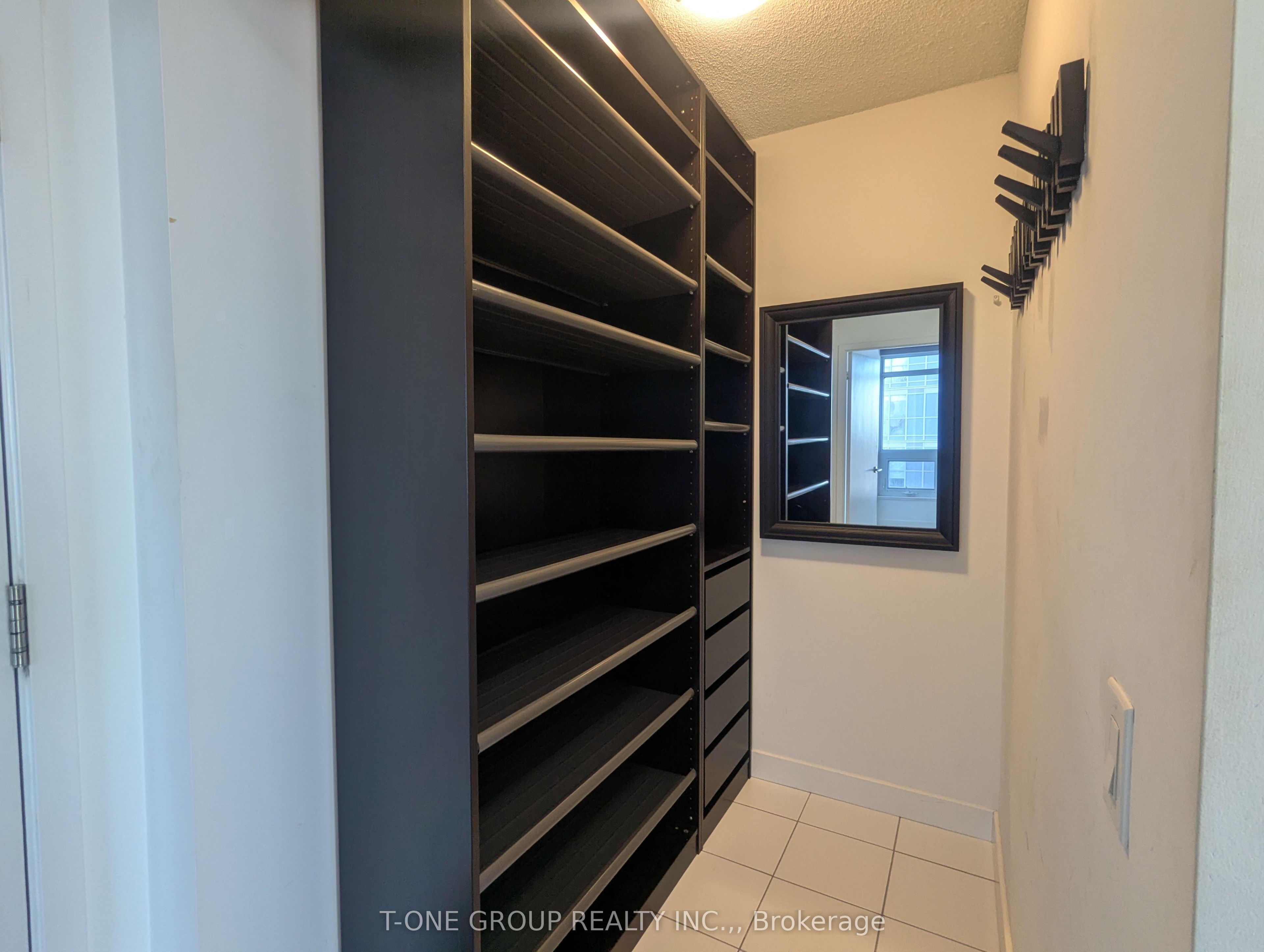 #908 - 121 Mcmahon Drive Property Photo 13