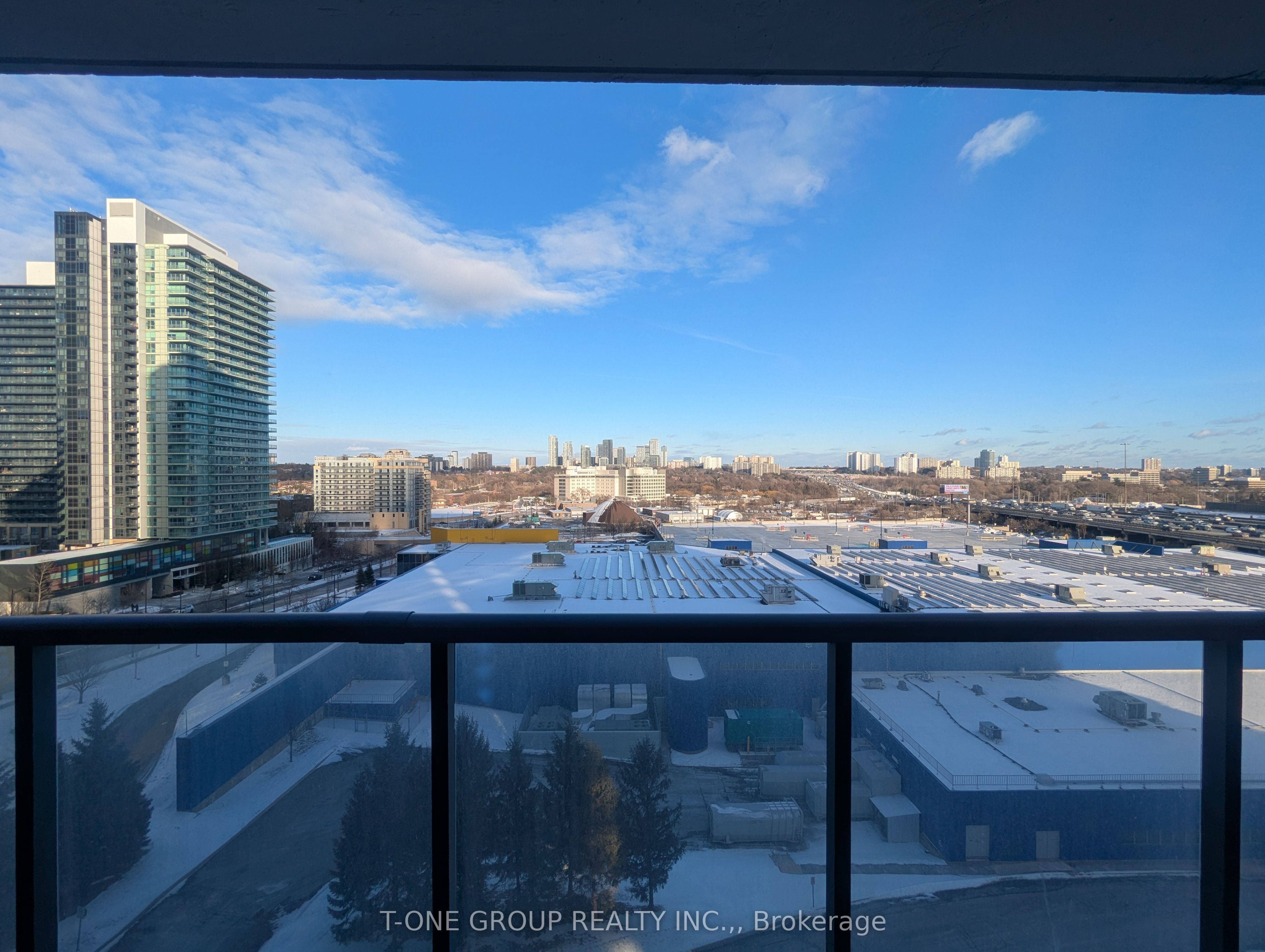 #908 - 121 Mcmahon Drive Property Photo 14