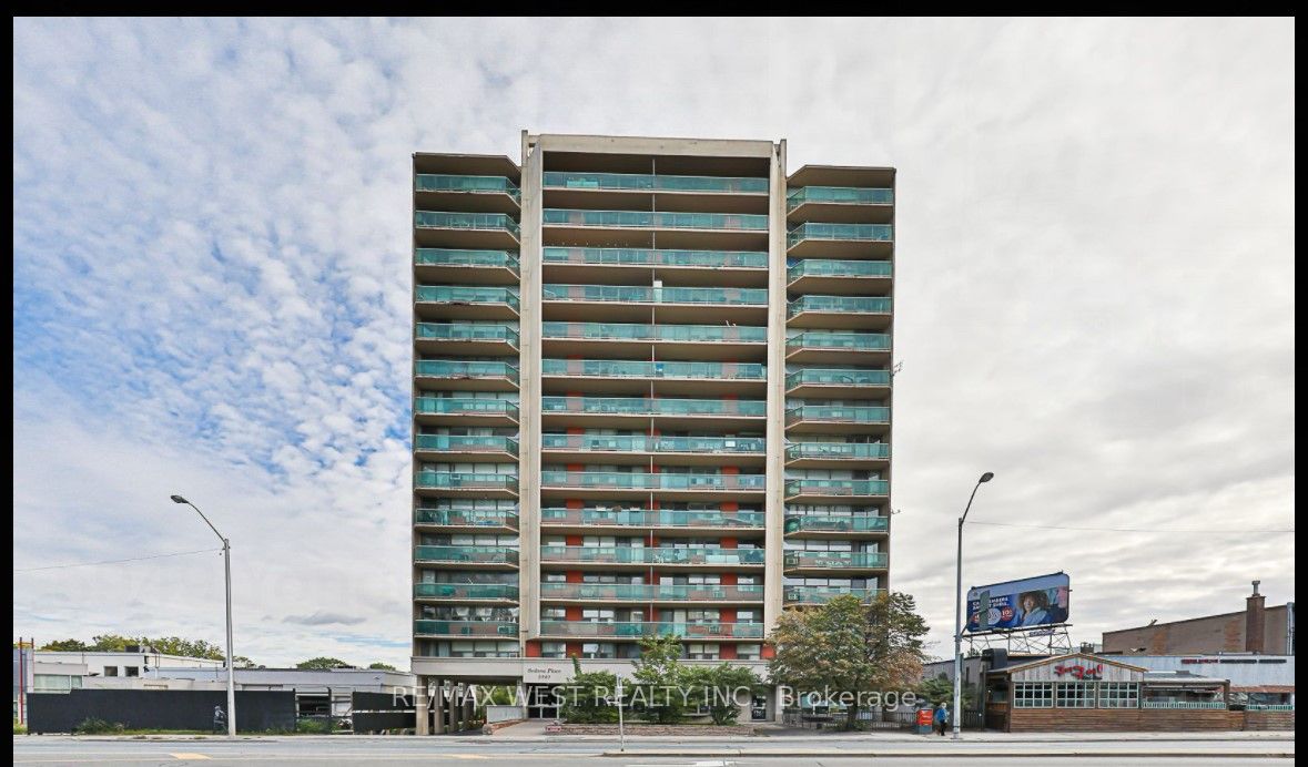 #902 - 5949 Yonge Street Property Photo 1