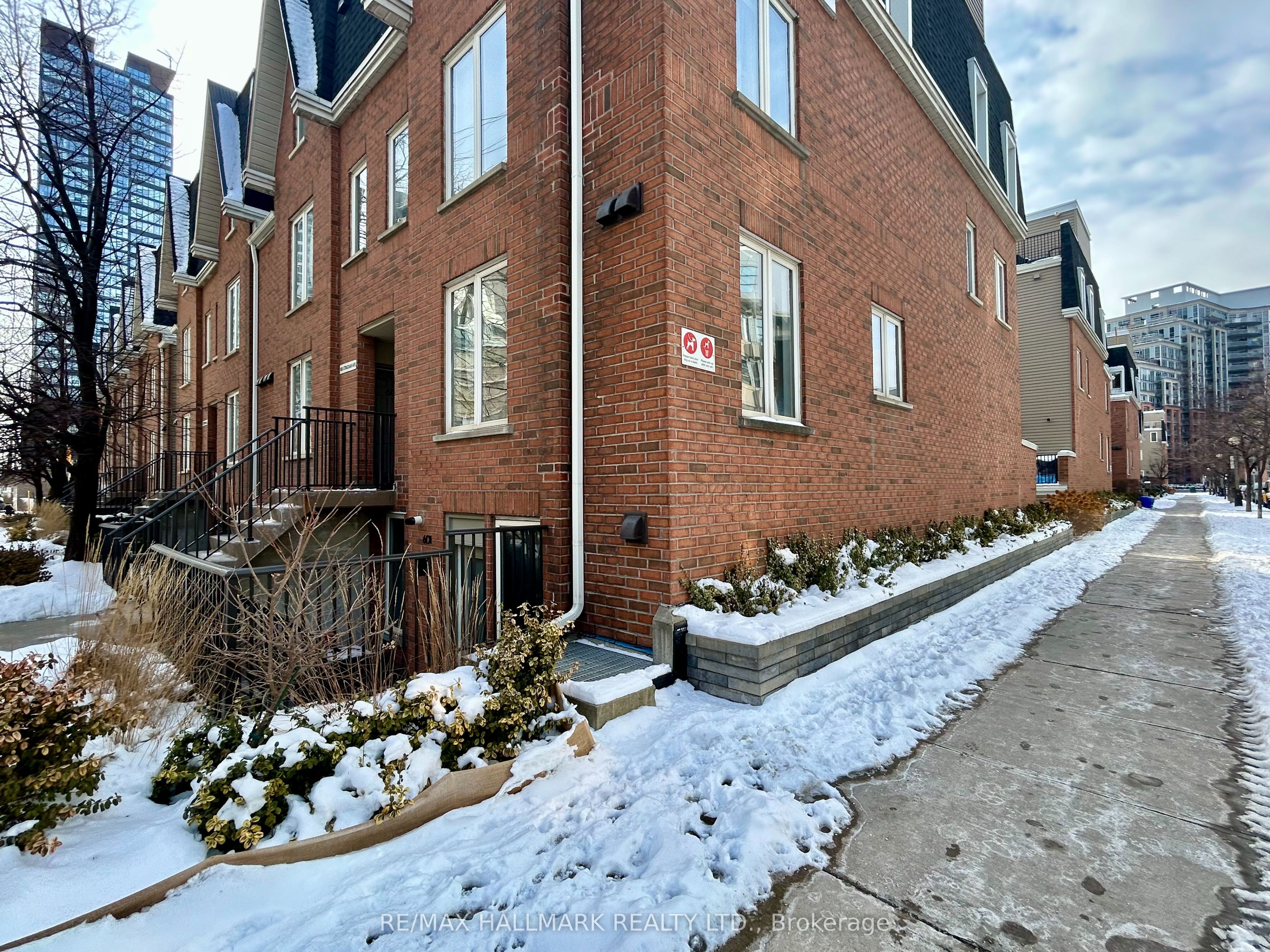 #602 - 100 Strachan Avenue Property Photo 2
