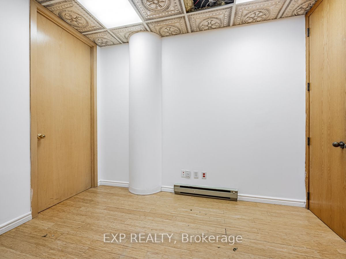 #320 - 1033 Bay Street Property Photo 7