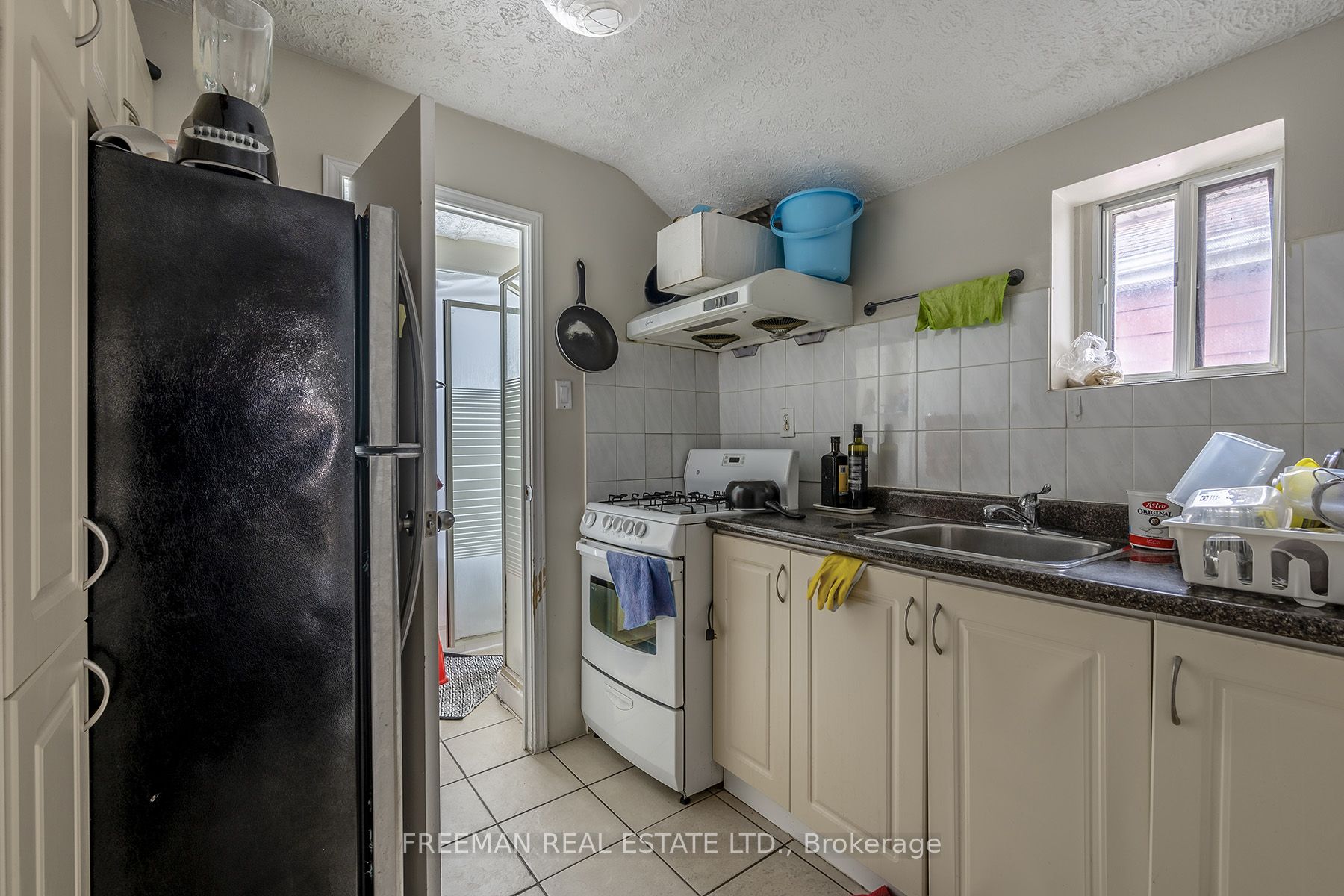 66 Euclid Avenue Property Photo 11