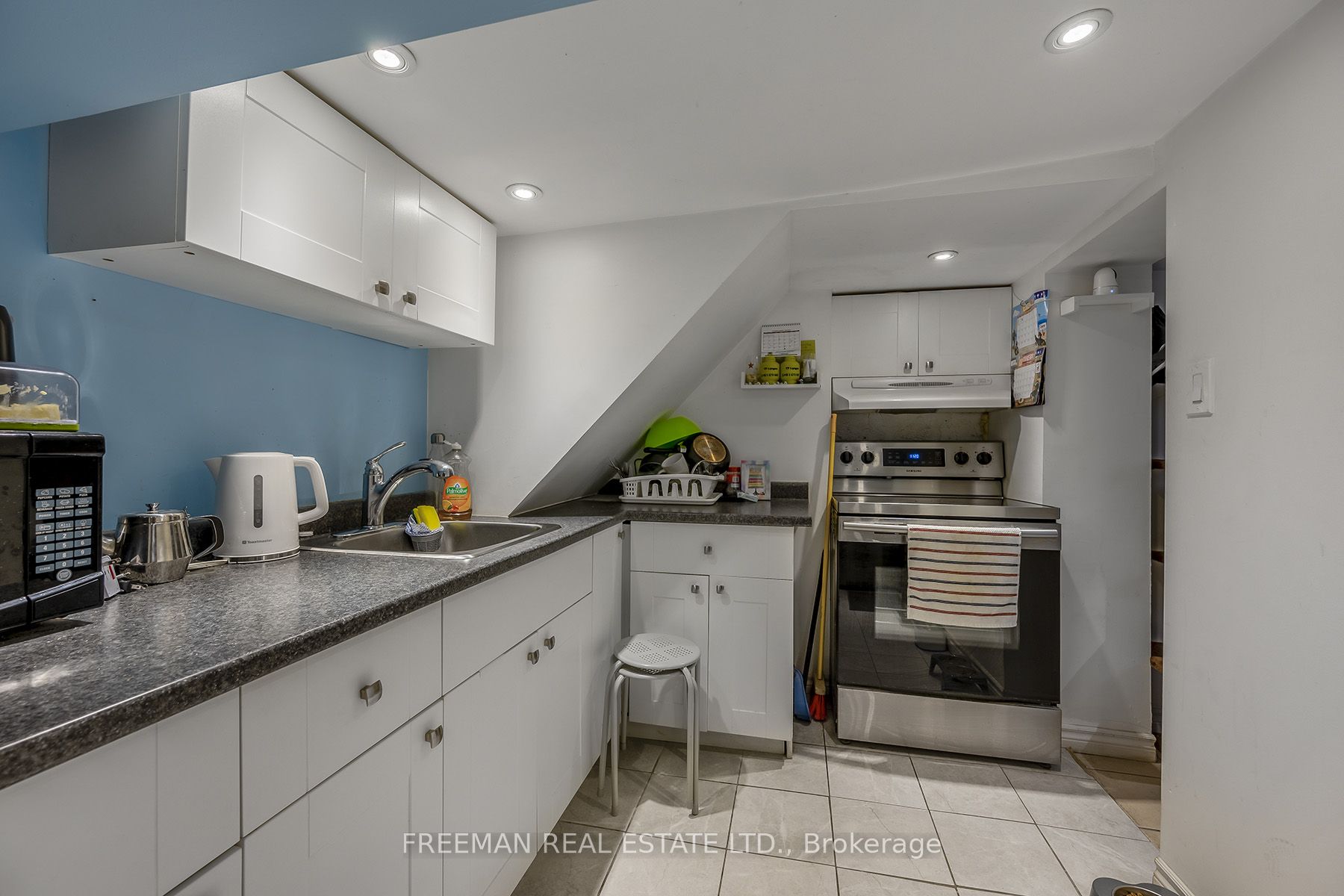 66 Euclid Avenue Property Photo 19