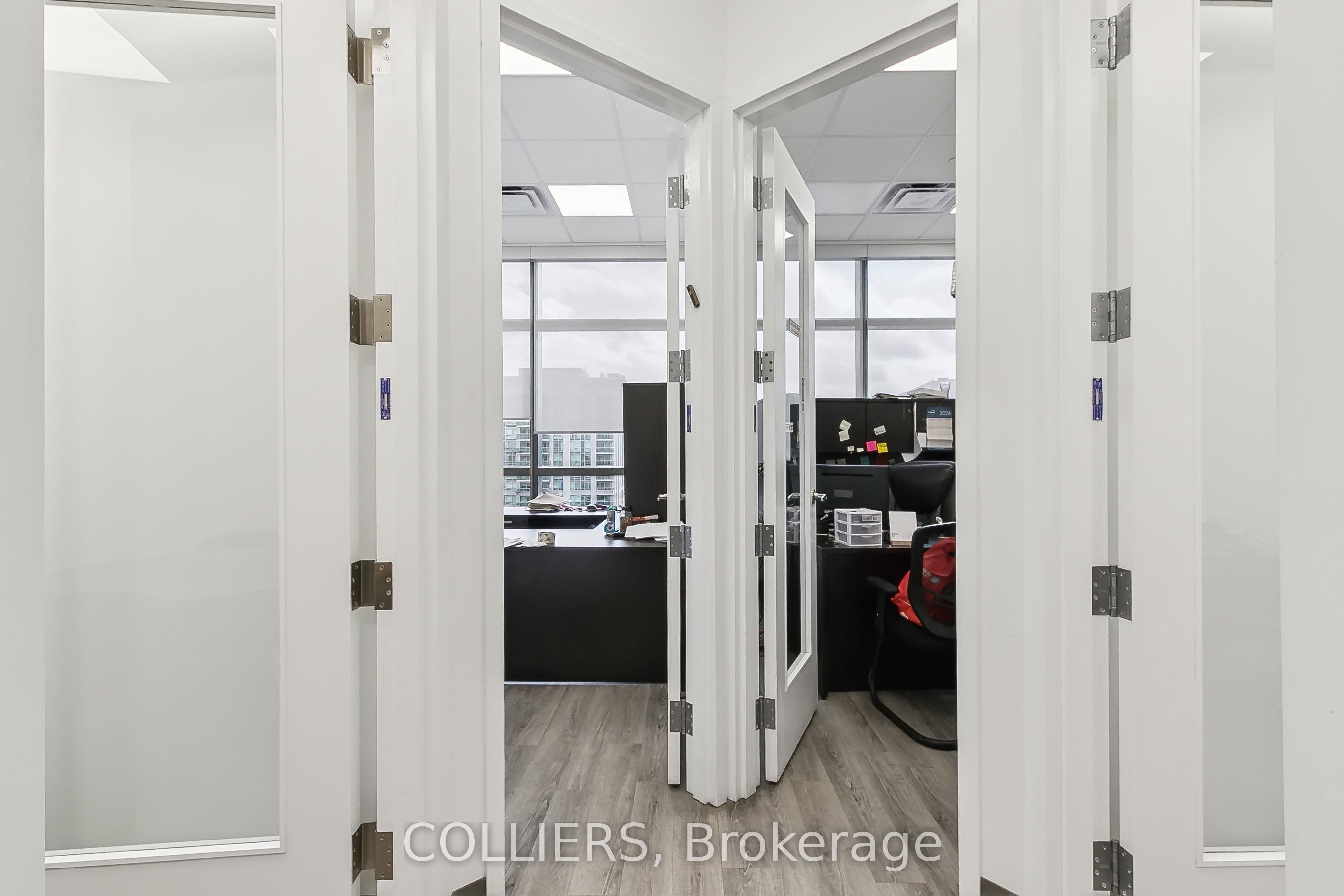 #1208 - 4789 Yonge Street Property Photo 4
