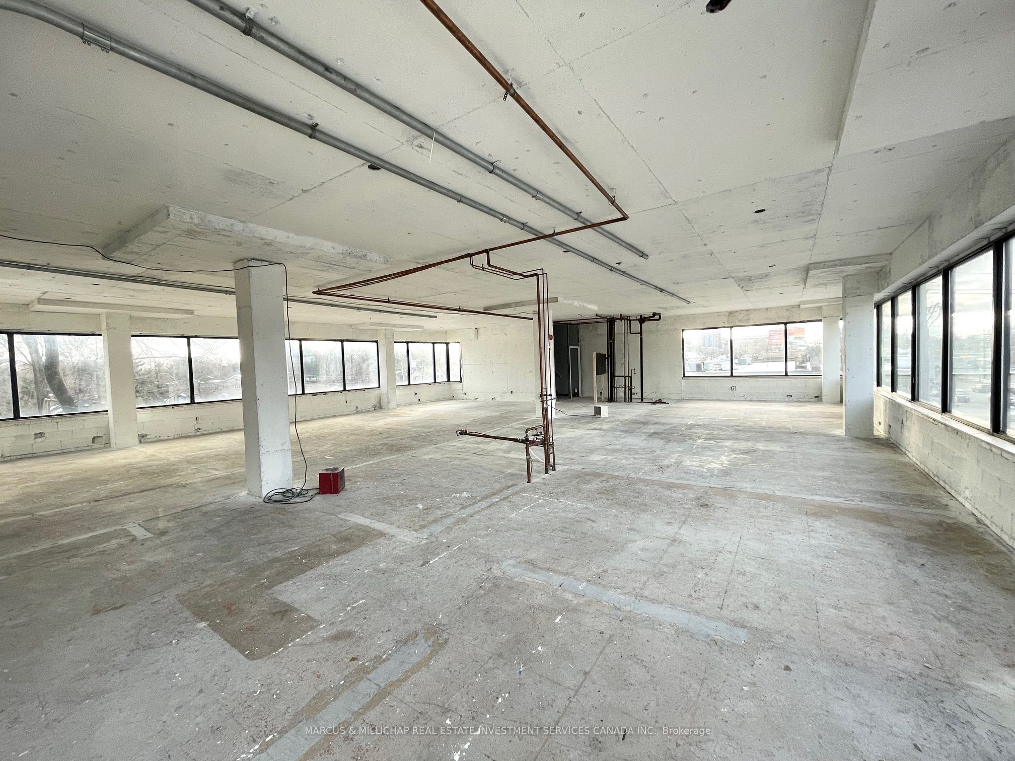345 Wilson Avenue Property Photo 4