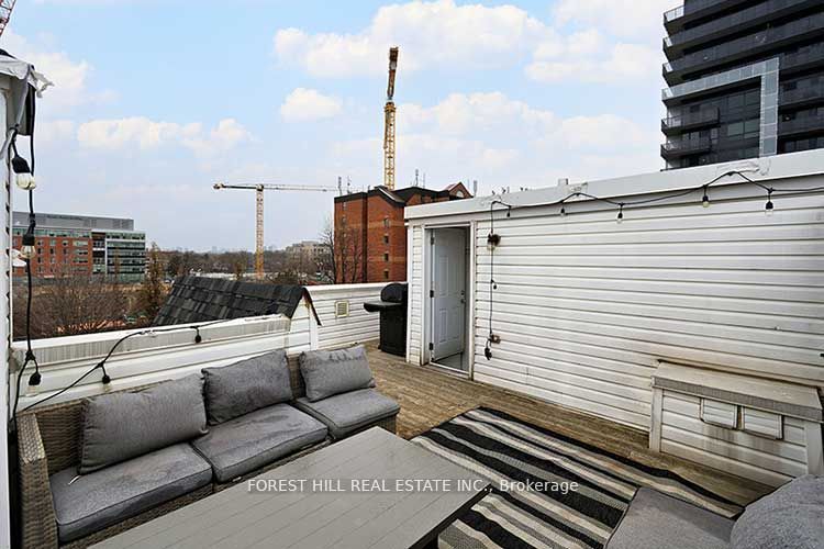 #410 - 12 Sudbury Street Property Photo 23