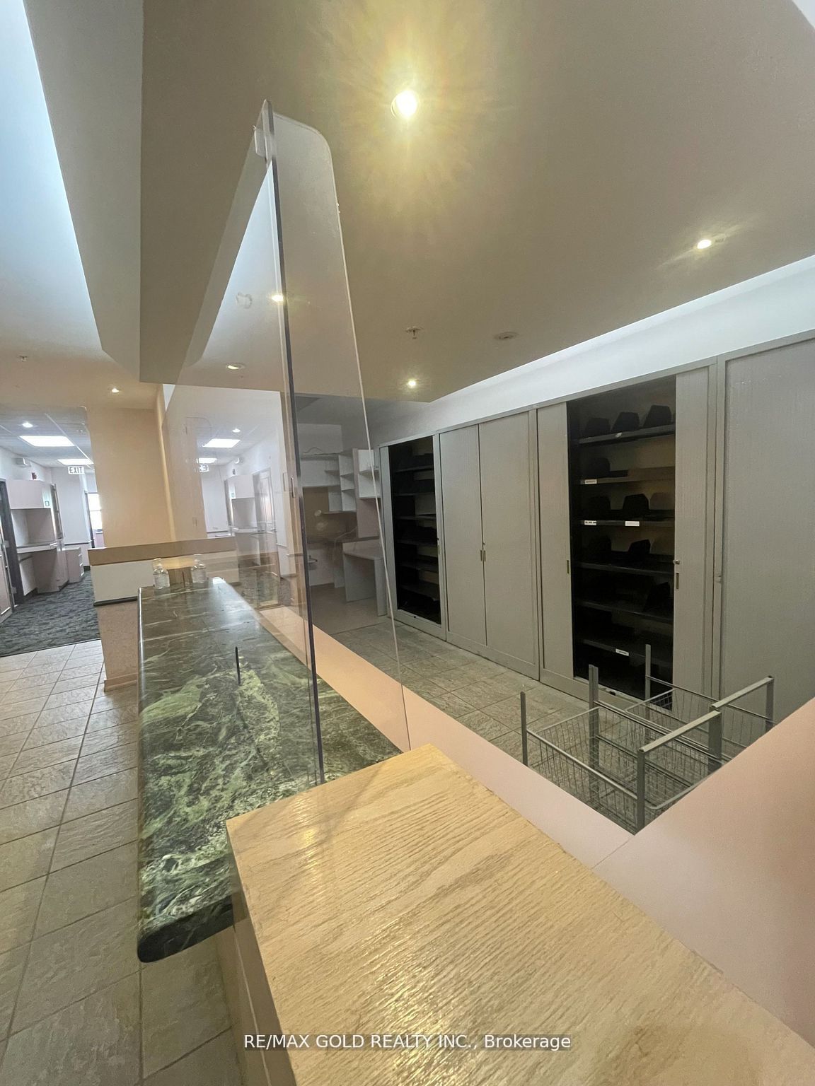 #201 & 301 - 50 St Clair Avenue Property Photo 3