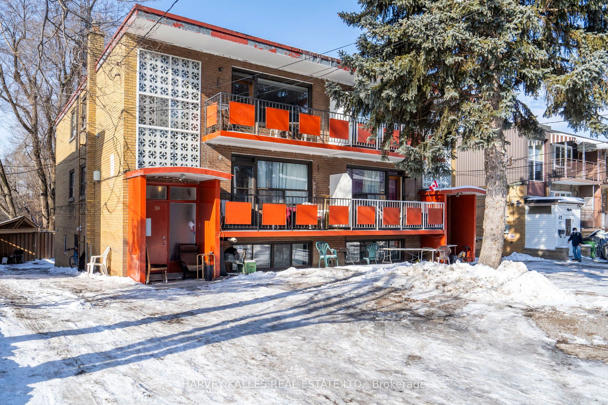 58 Garthdale Court Property Photo 3