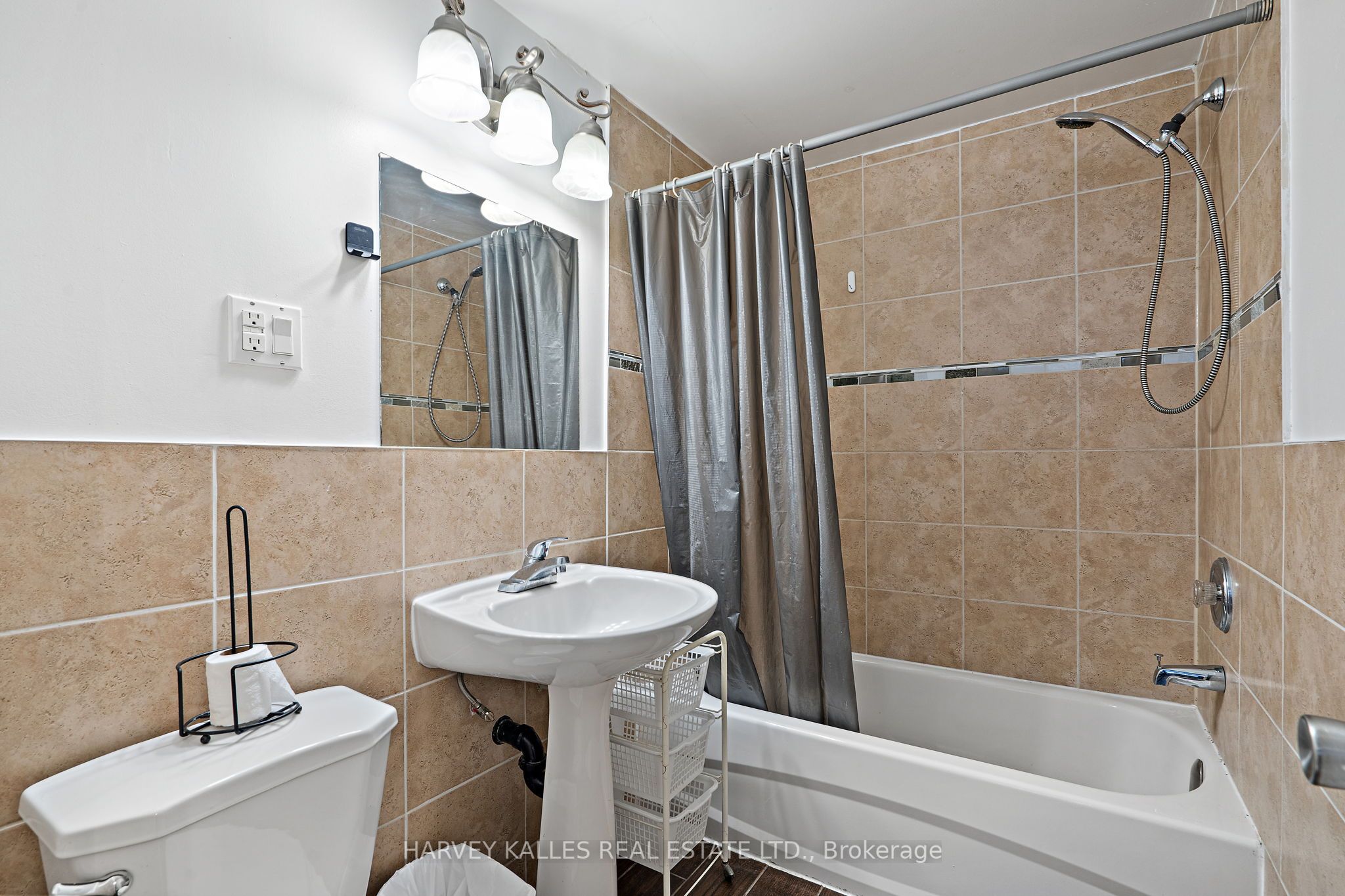 58 Garthdale Court Property Photo 8