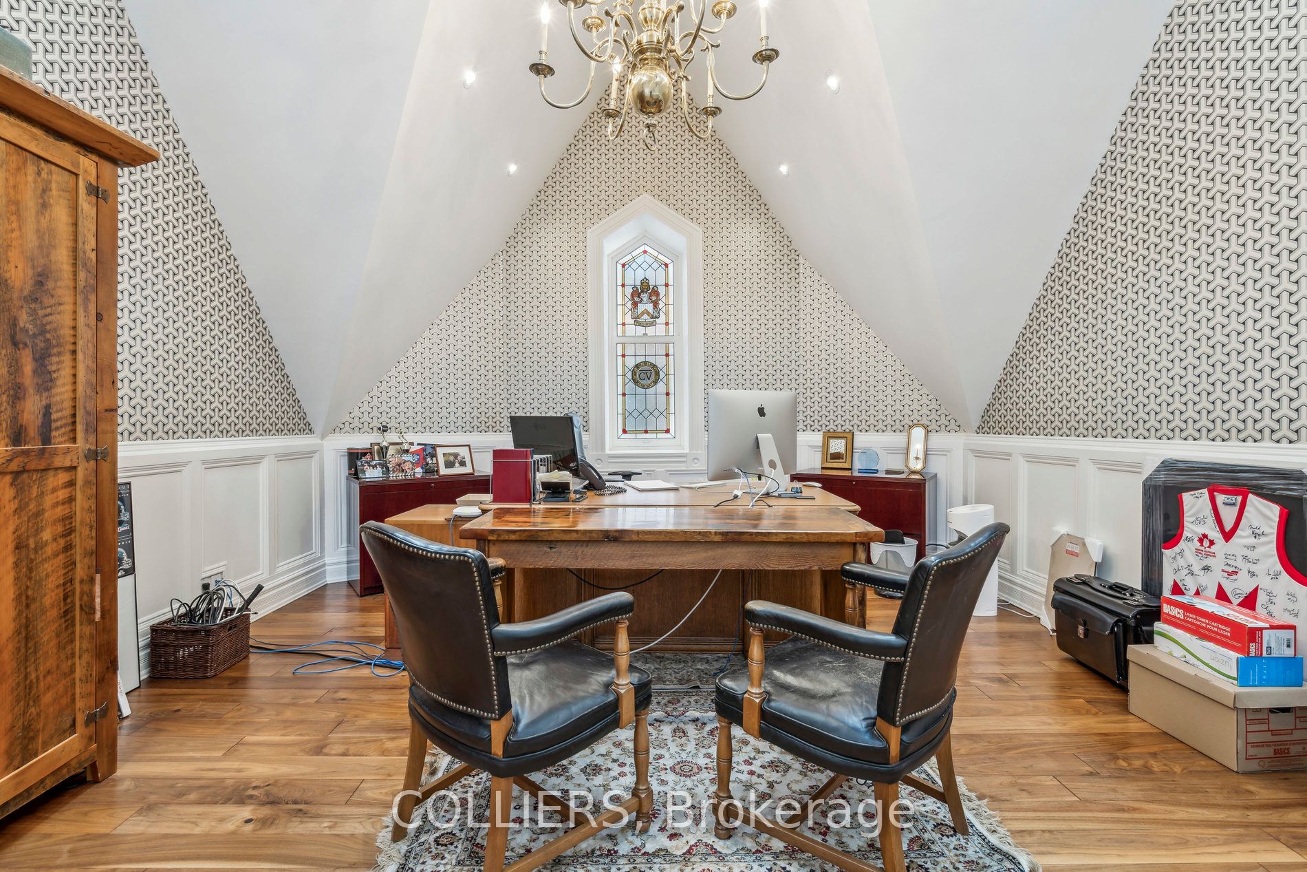 441 Jarvis Street Property Photo 3