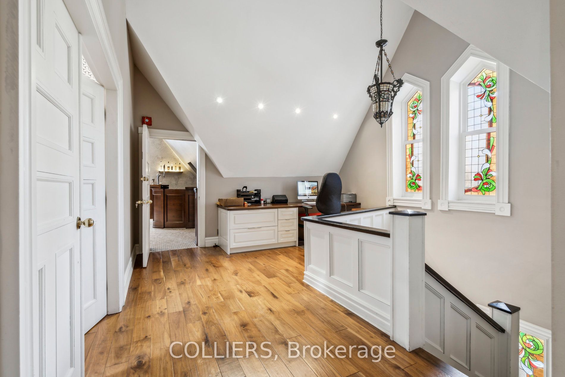 441 Jarvis Street Property Photo 8