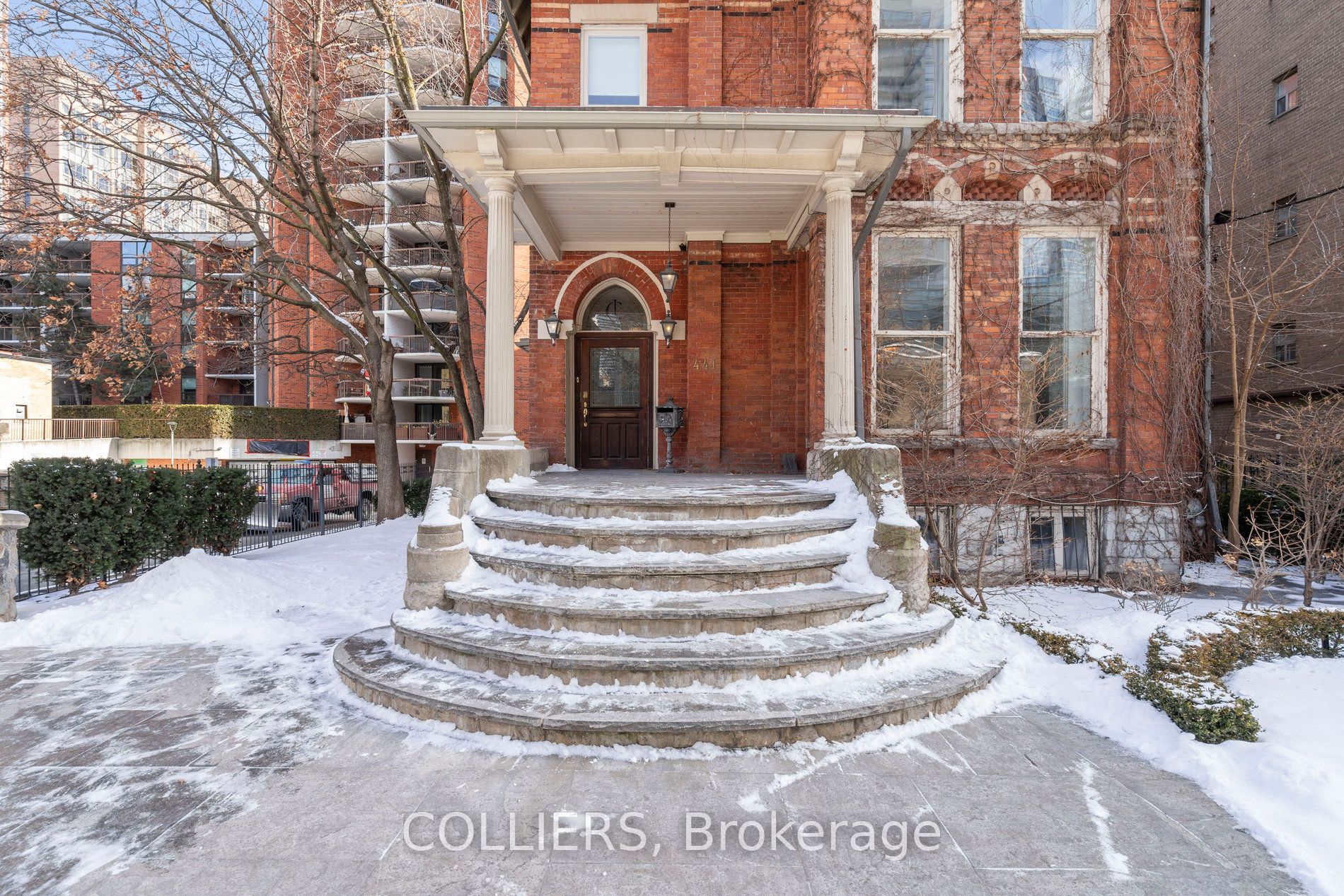 441 Jarvis Street Property Photo 10
