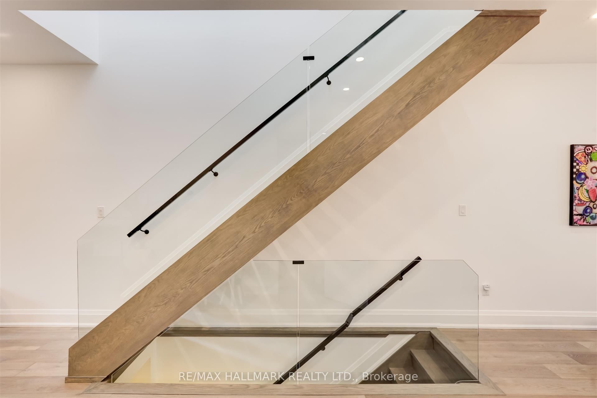 46 Borden Street Property Photo 8