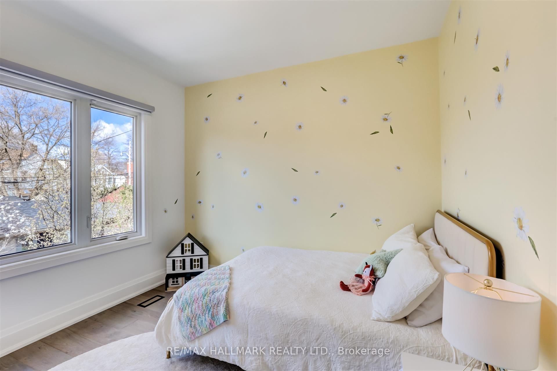 46 Borden Street Property Photo 30