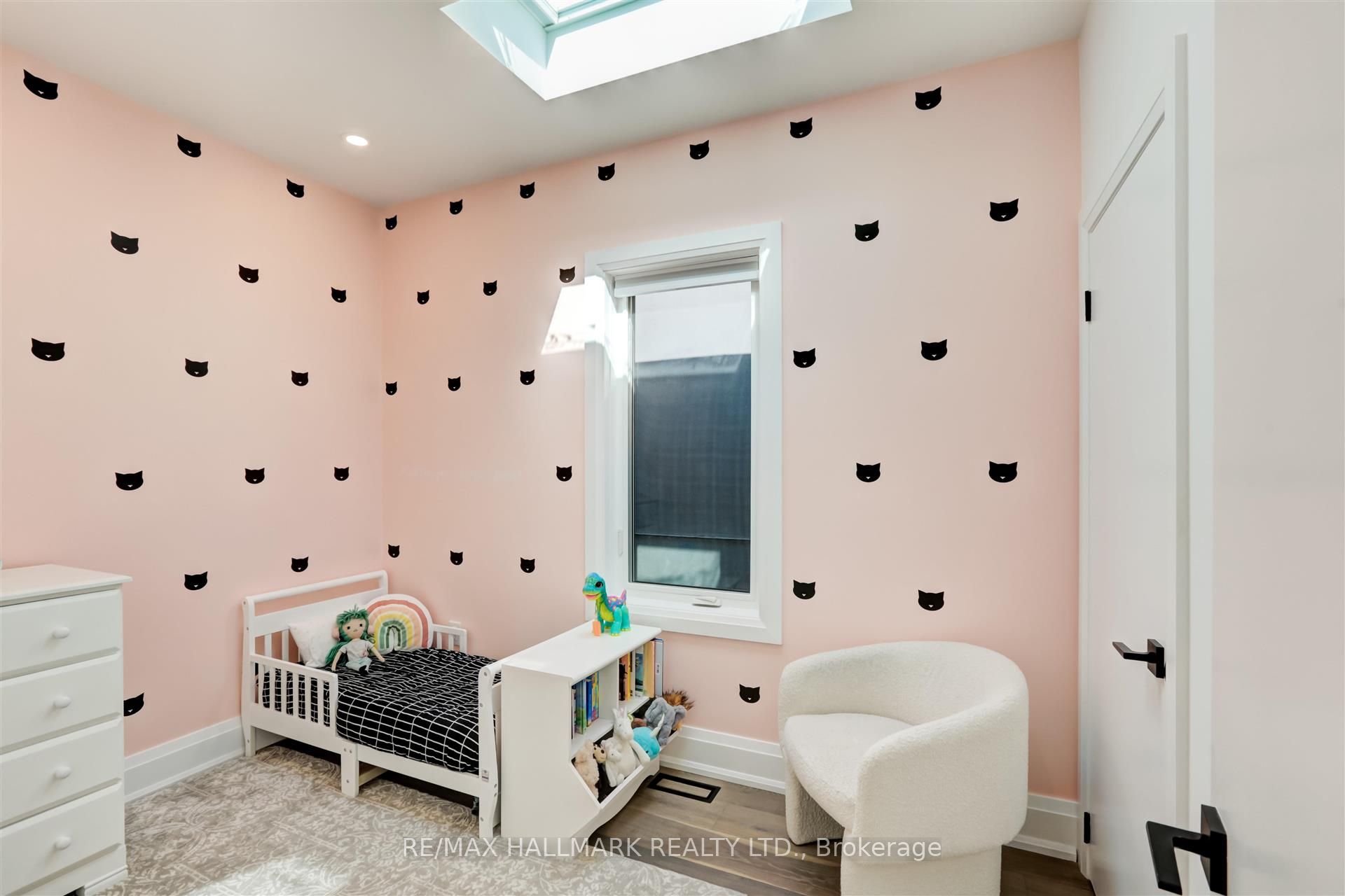46 Borden Street Property Photo 32