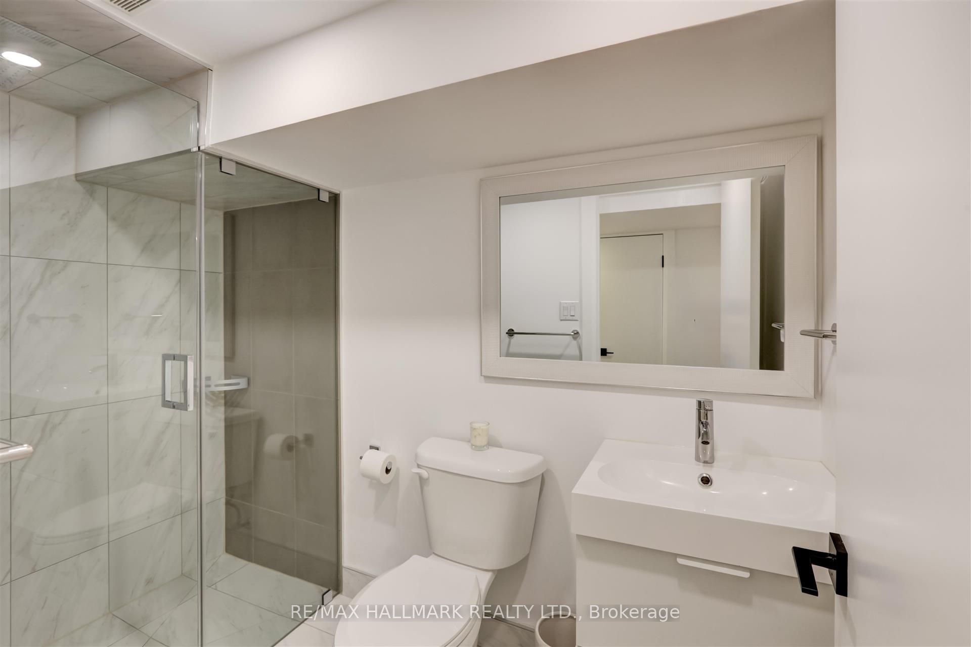 46 Borden Street Property Photo 40