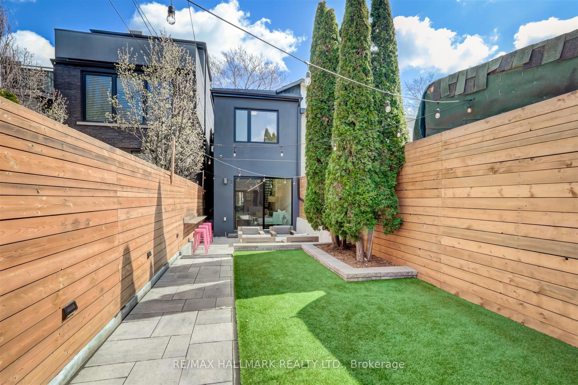 46 Borden Street Property Photo 45