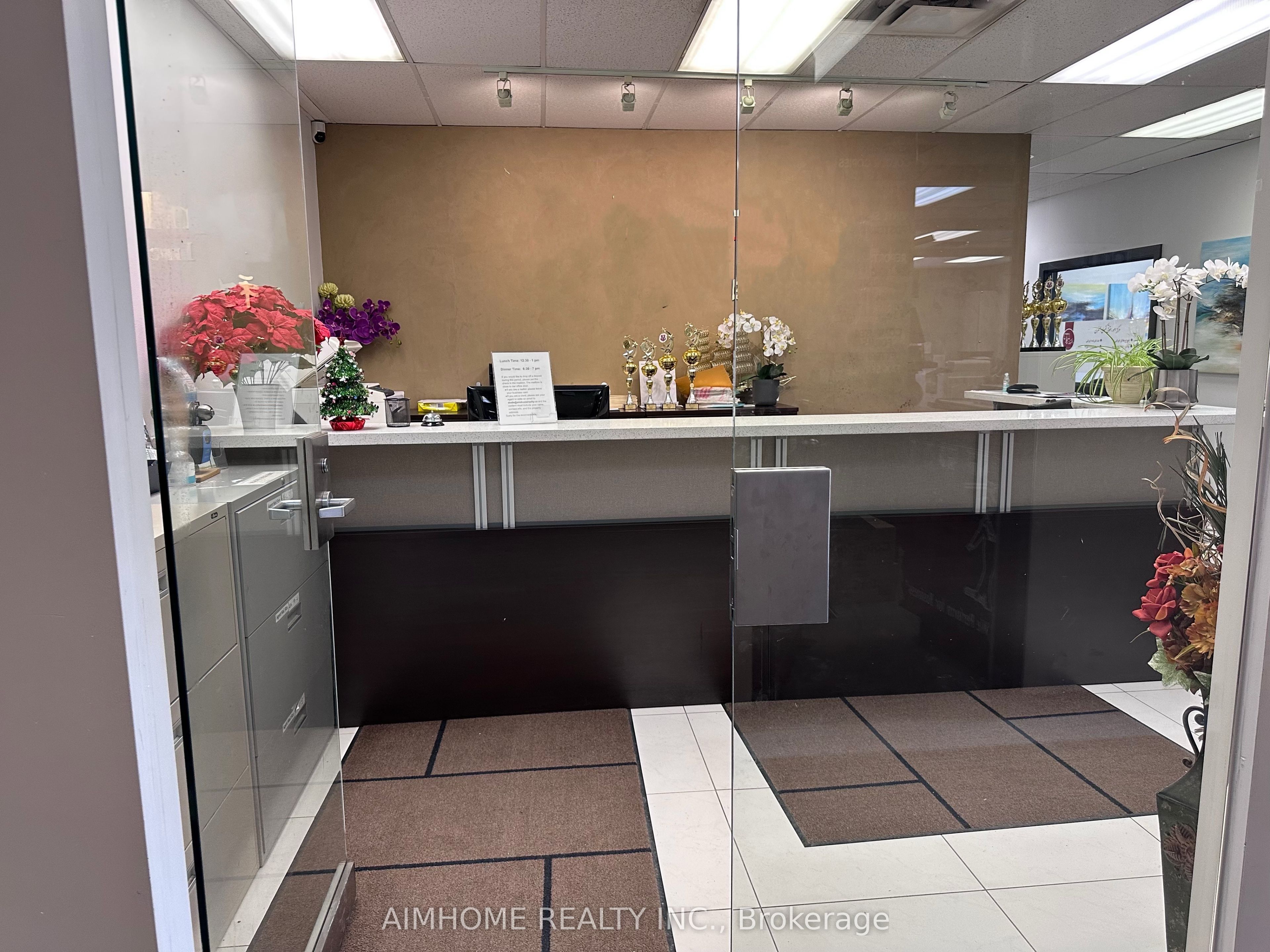##106 - 2175 Sheppard Avenue Property Photo 5