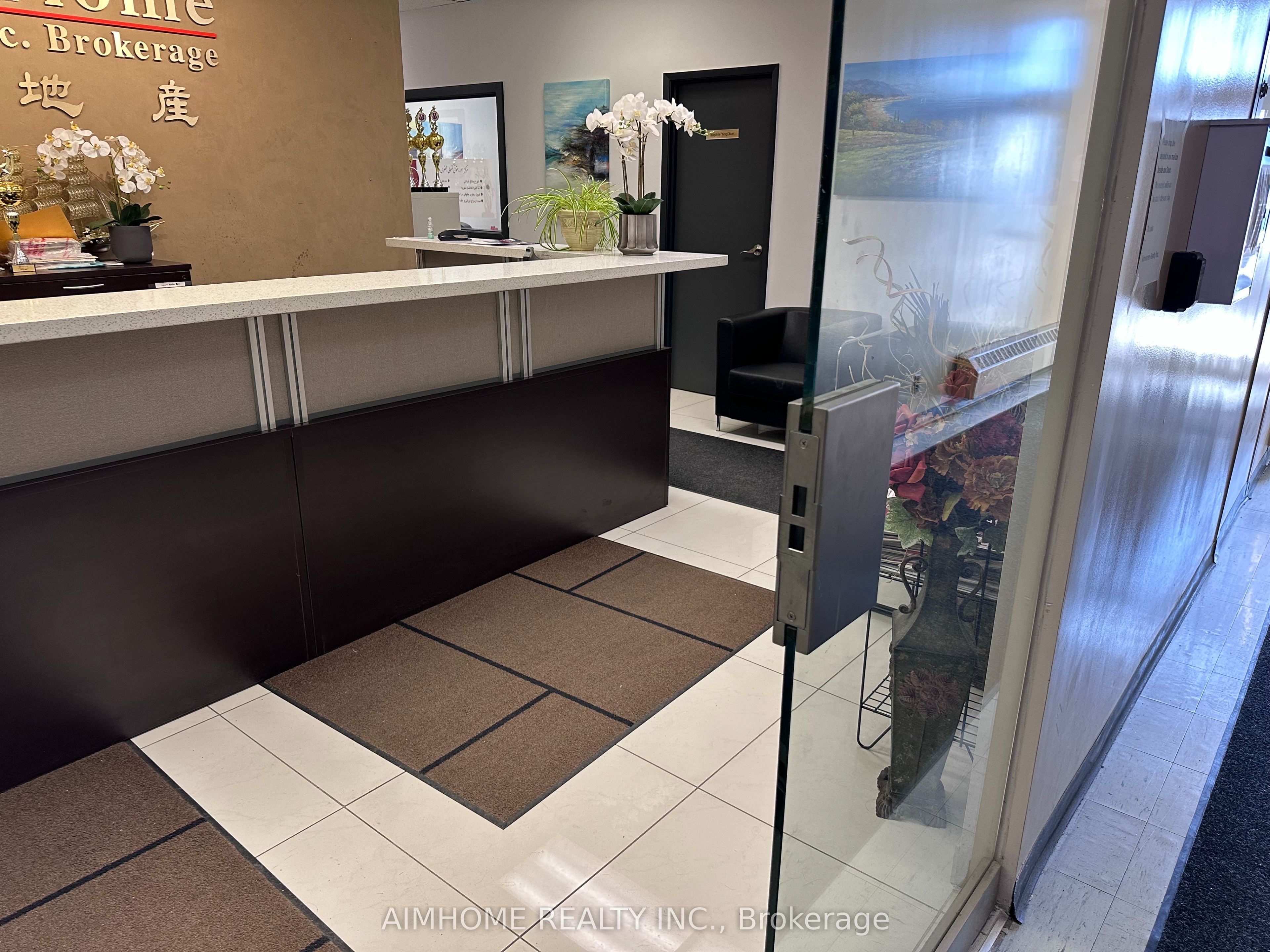 ##106 - 2175 Sheppard Avenue Property Photo 11